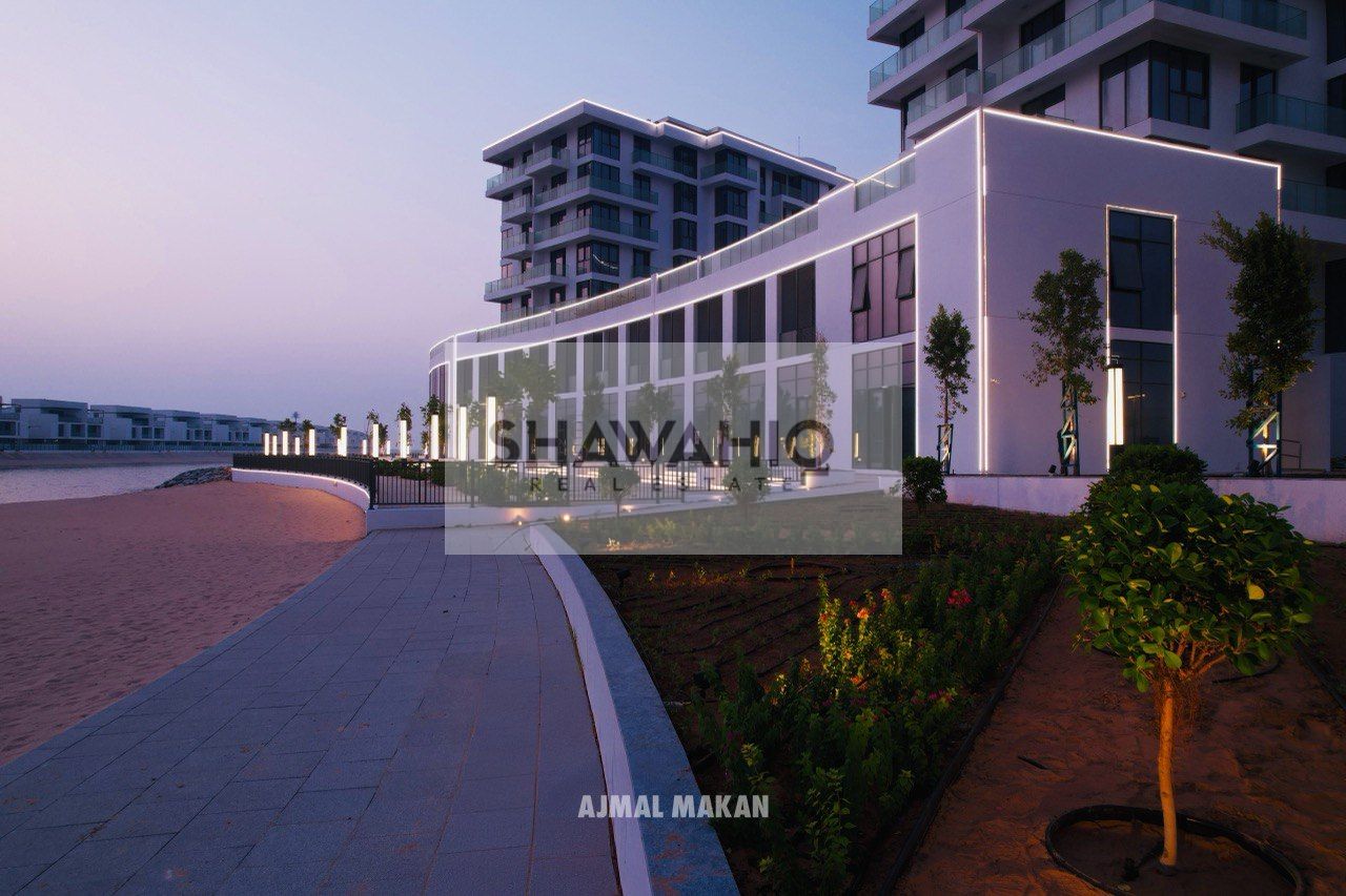 Ready apartment with stunning Arabian Gulf views