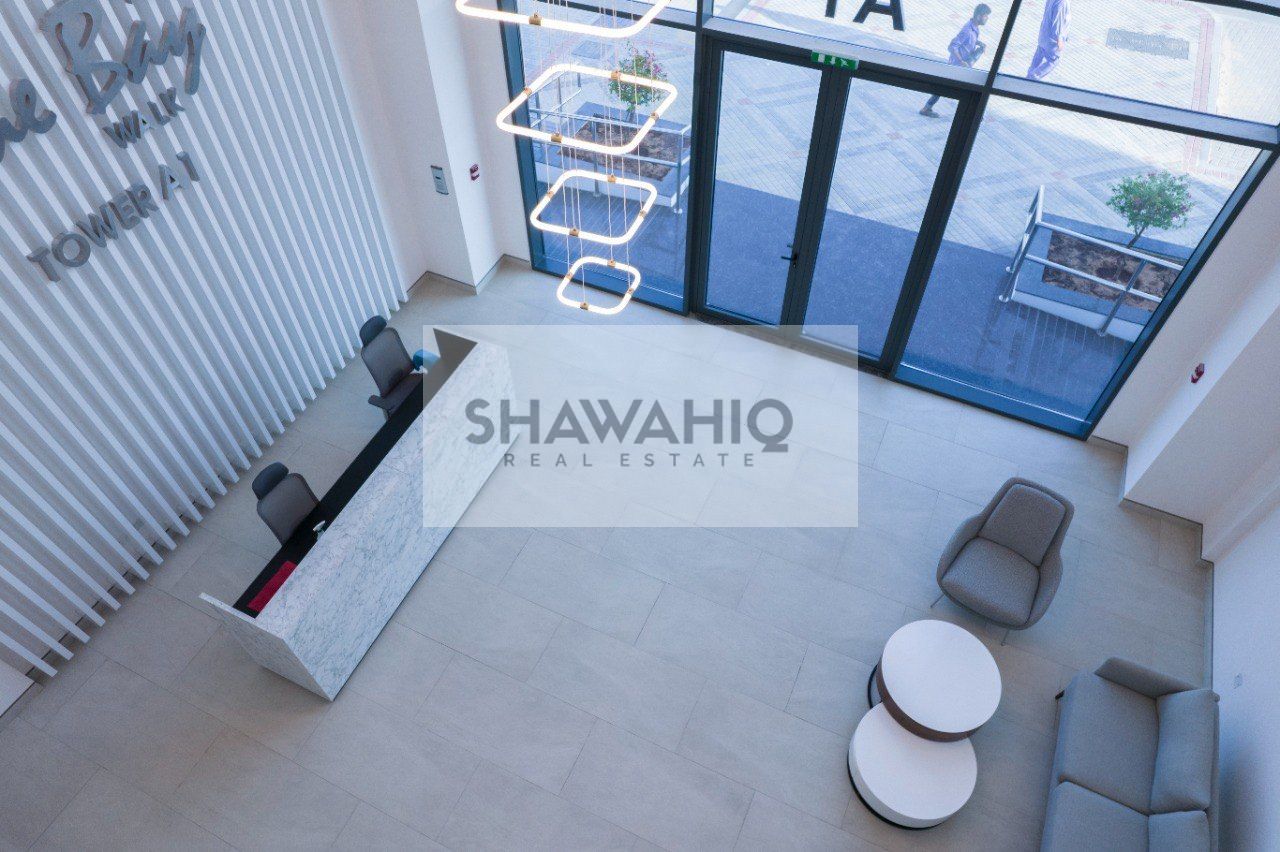 Ready apartment in a modern beachfront city