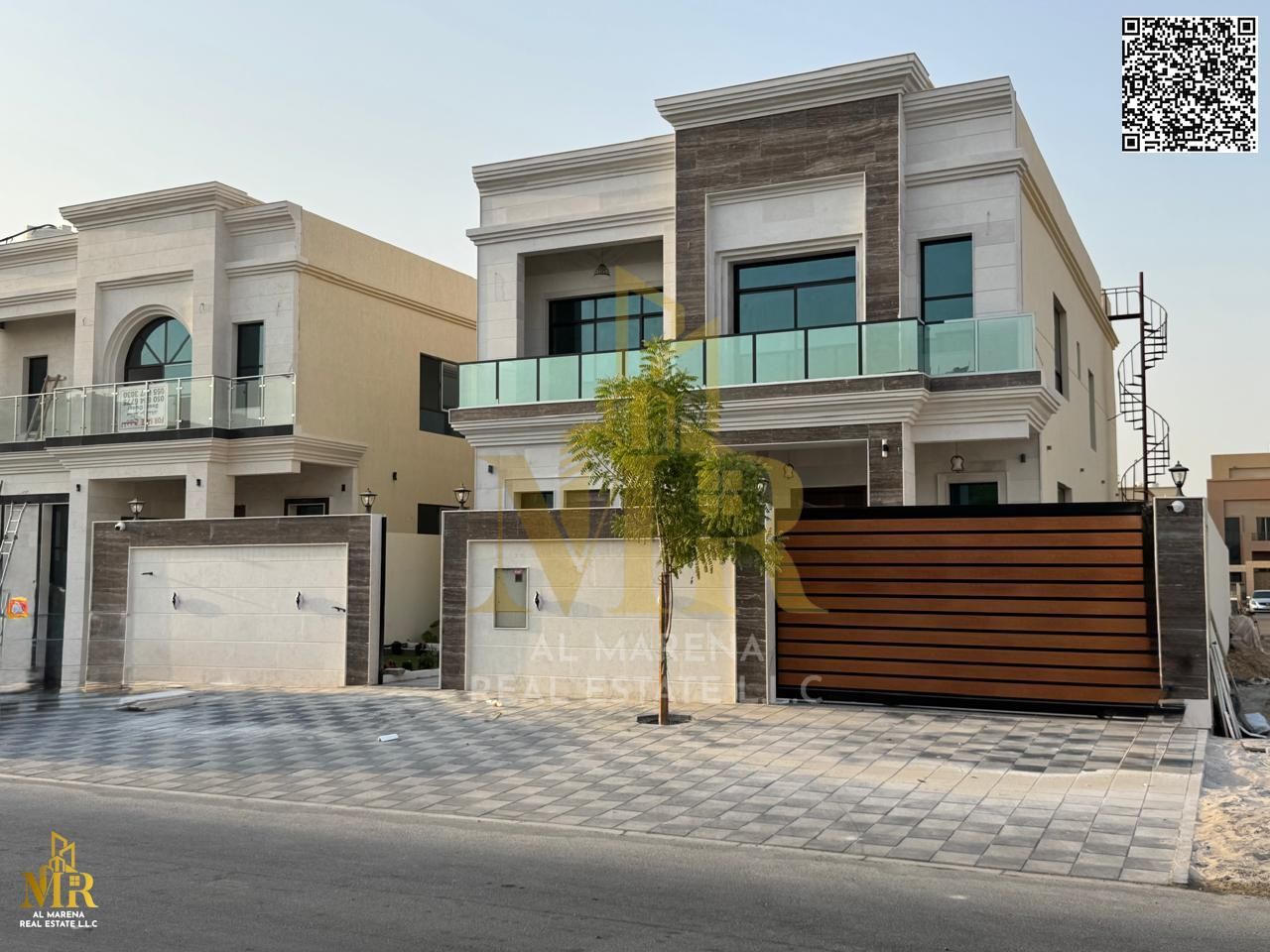 Villa in Al Rawdha 3 on a 5,000 sq ft plot, two floors, 5 master bedrooms, prime location, luxurious design, price 3 million, excellent opportunity