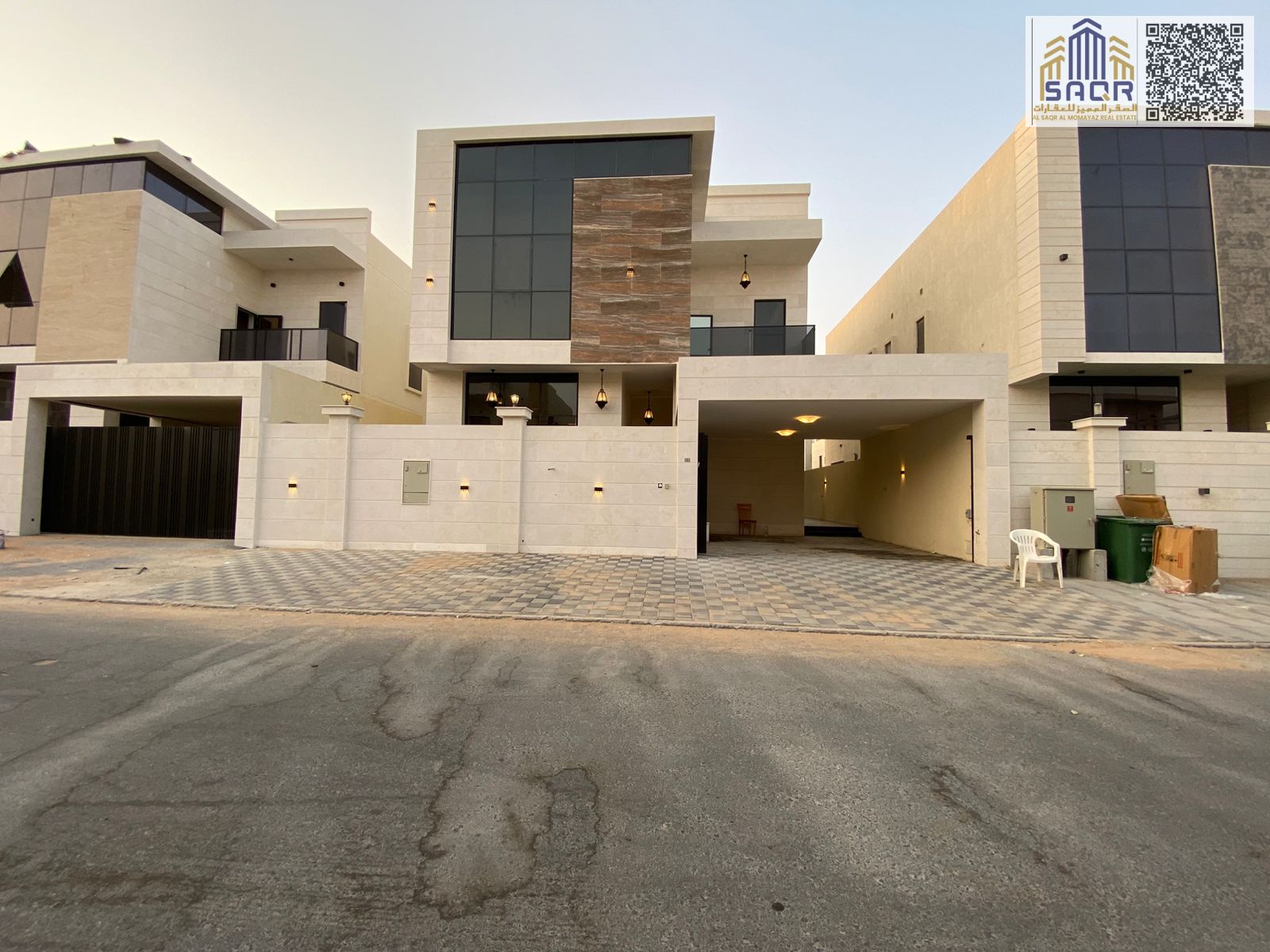 The villa includes air conditioning, electricity, and water and is ready for immediate occupancy at no additional costs.