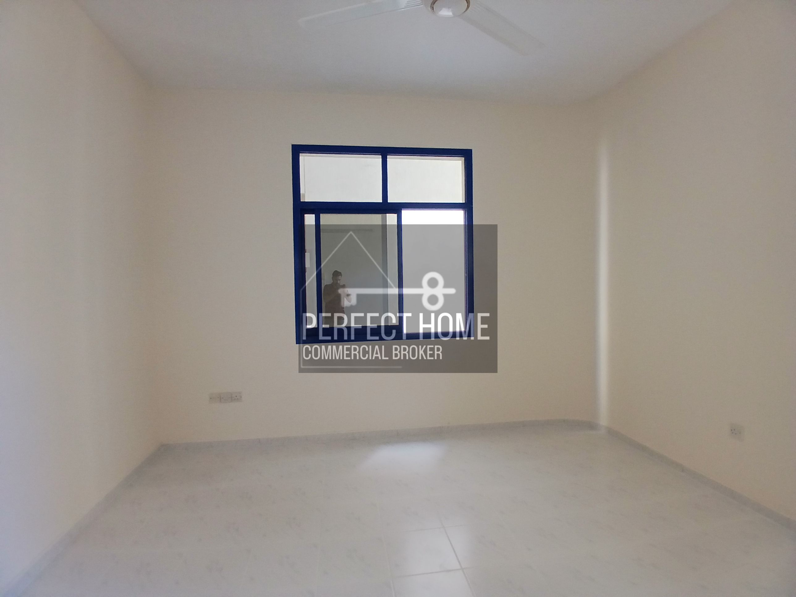 Spacious 1bhk split ac in al nabba 2 balcony's family building