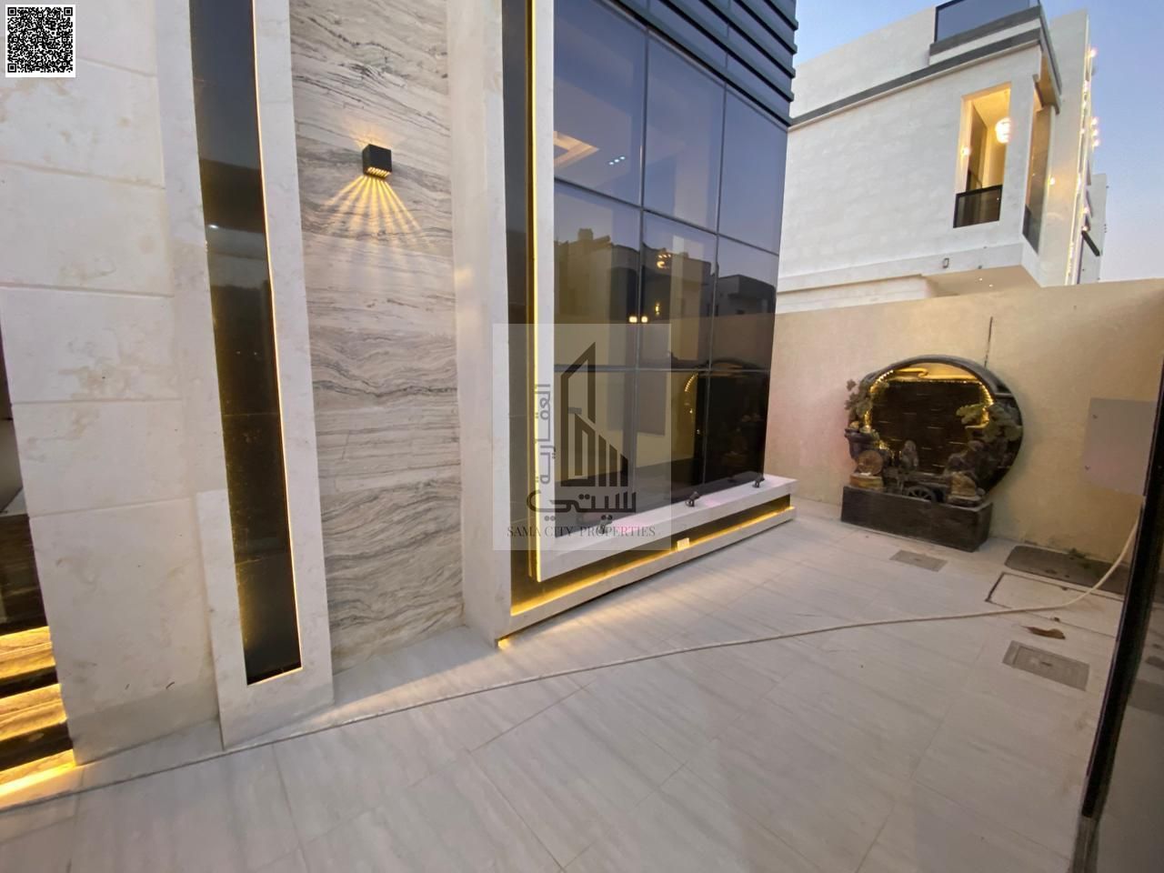 Luxury villa for sale in a prime location