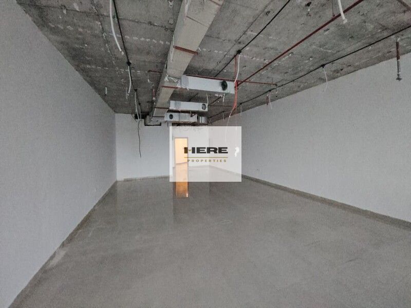 Premium | Ready-to-Move | Prime SZR Location