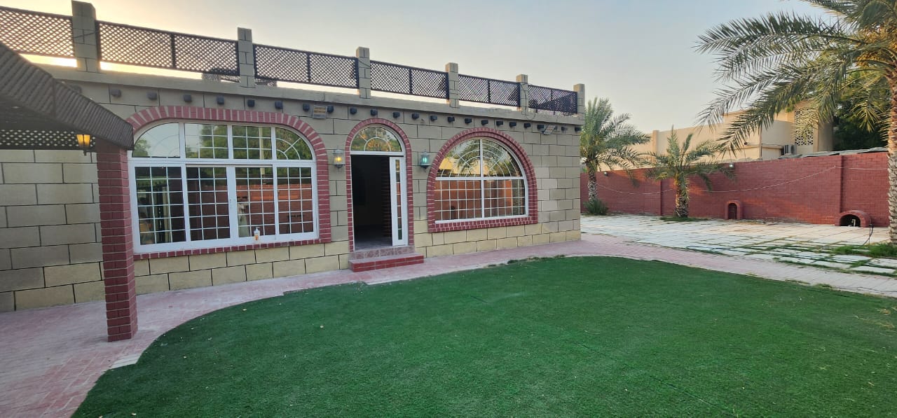 ***Lovely 4Bhk Single Storey Villa in Al Fayha Area***