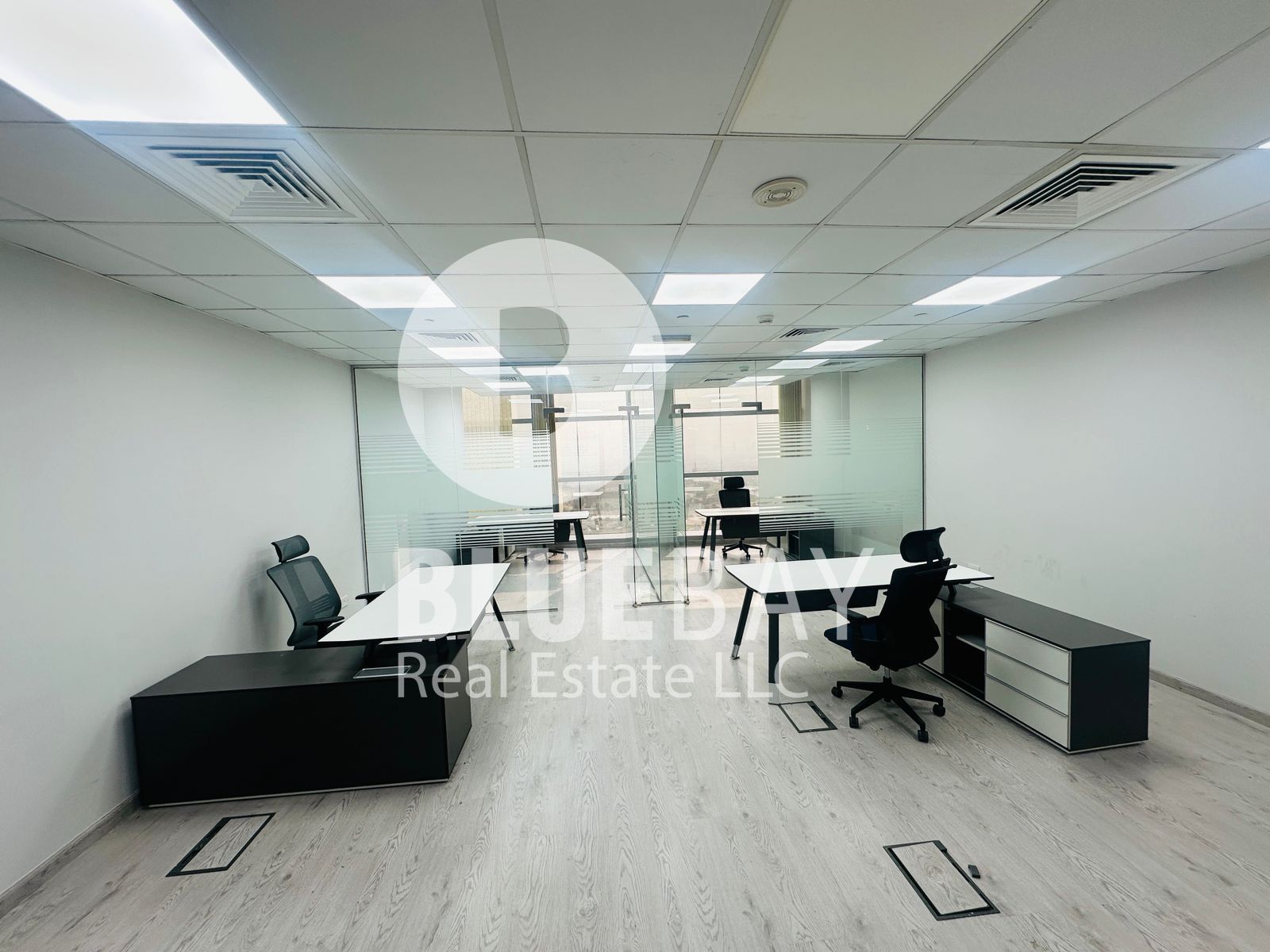 DDA license | High Floor | Near To The Metro