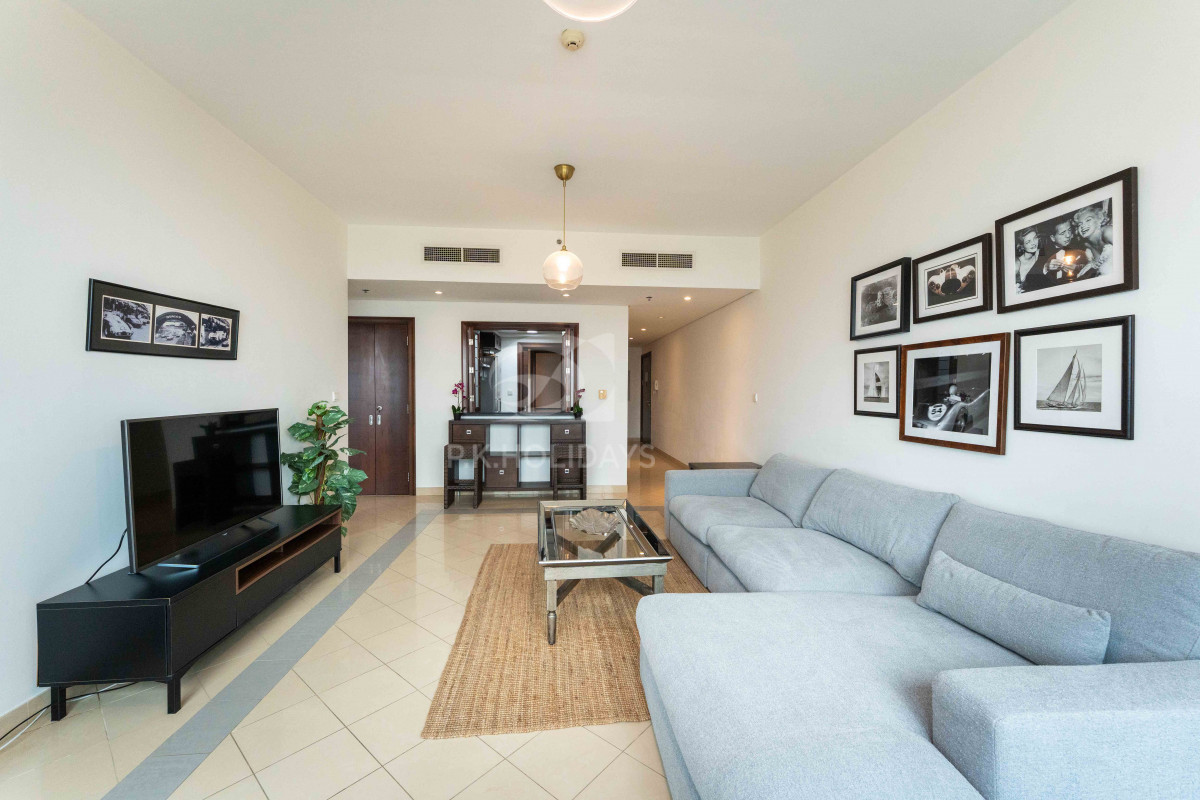 Spacious 1 Bed | Bills included |Golf Course View