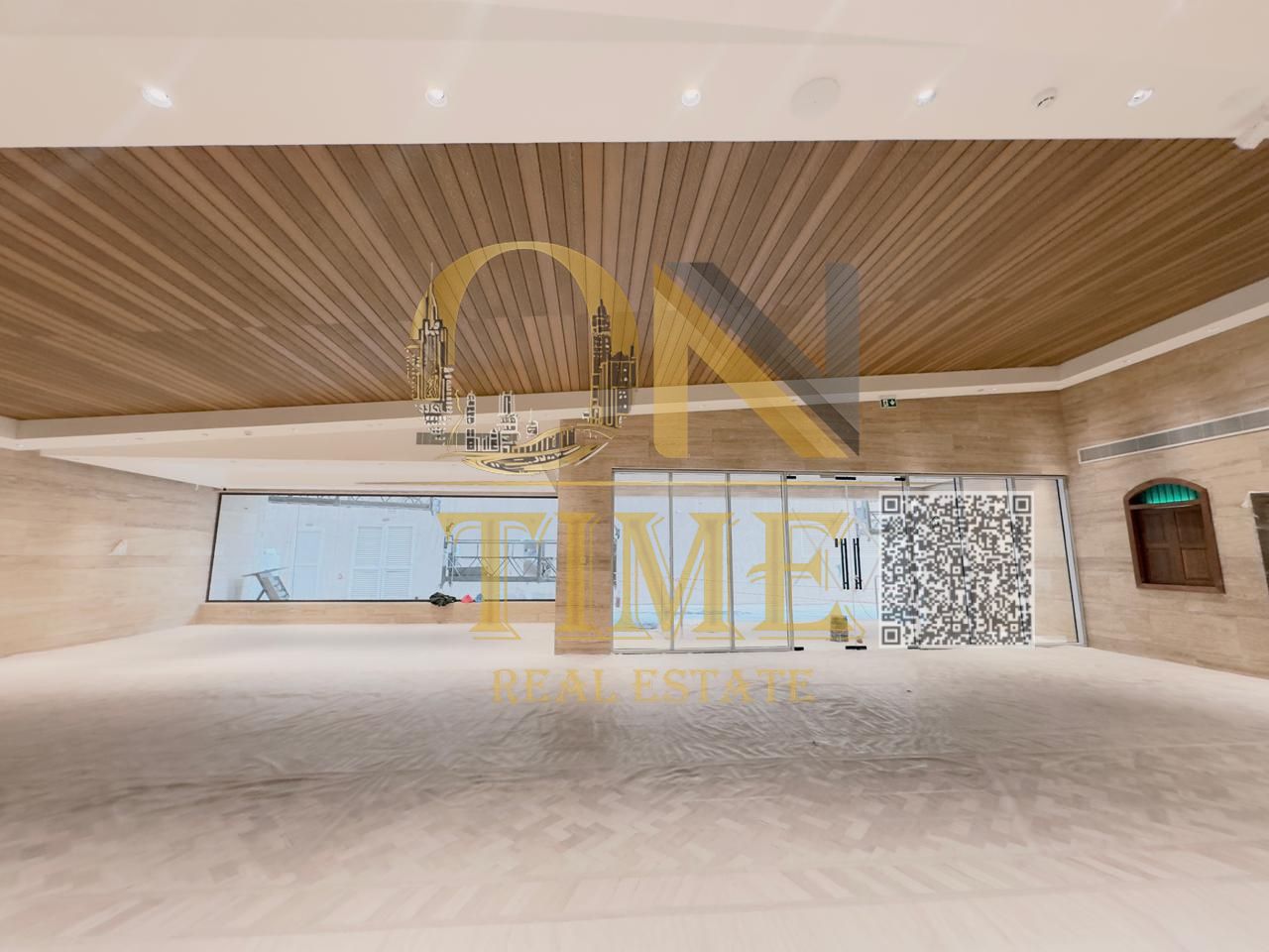 Prime location, very close to Ajman Museum / Ultra-super-luxurious finishes reflecting a high level of quality and attention to detail / Easy access t