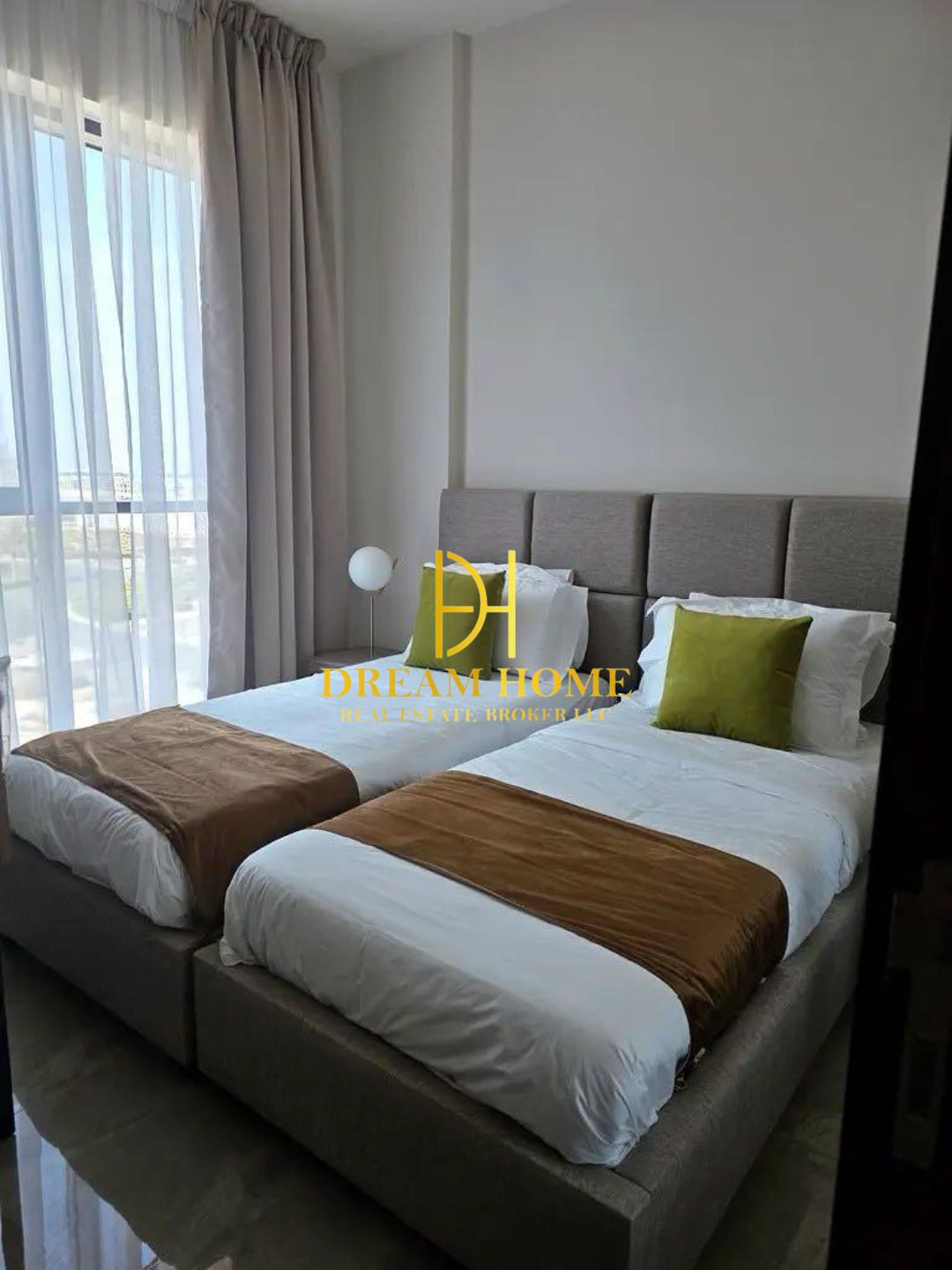 Luxury Fully Furnished 2BHK | Laundry Room | Majestique Residence 1