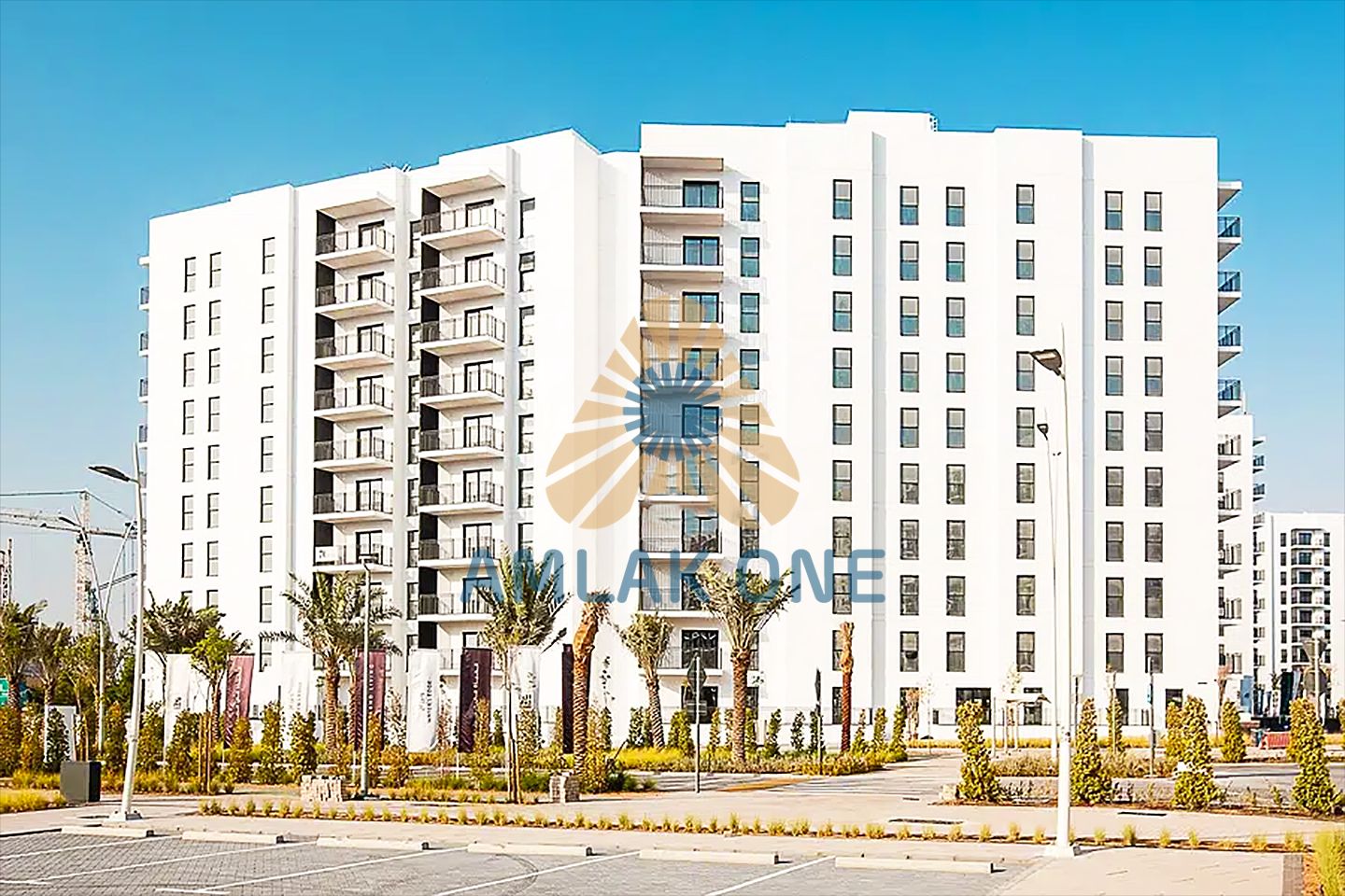 Ferrari World View| Prime Location| Ideal Home