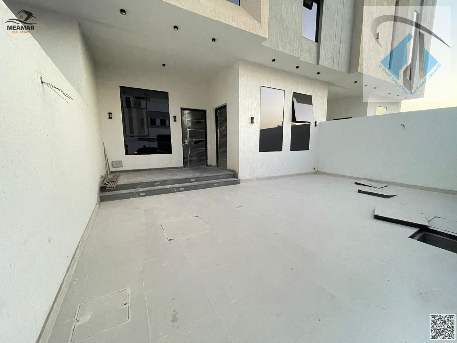New villa at an excellent price, all fees included, freehold ownership, prime location with bank financing available.