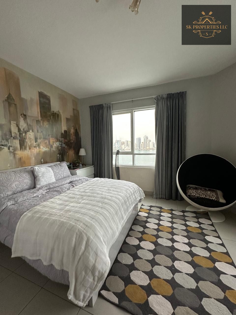 Modern design fully furnished luxurious 3 bedroom apartment prime location direct lake view fully equipped kitchen appliances gym pool kids play area covered parking lot