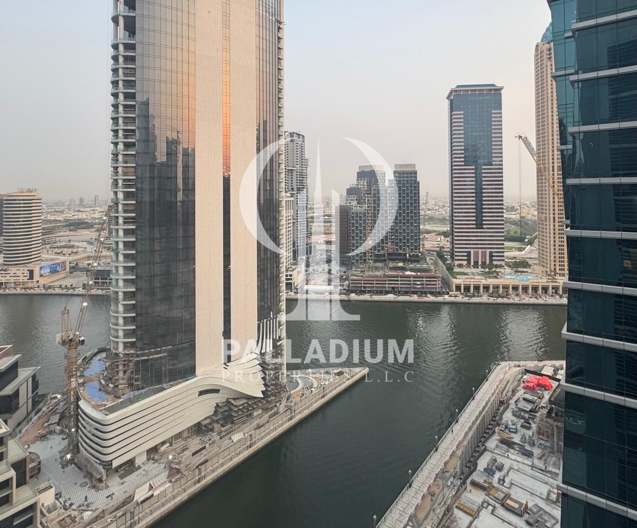 Spacious || Prime Location || Breathtaking View