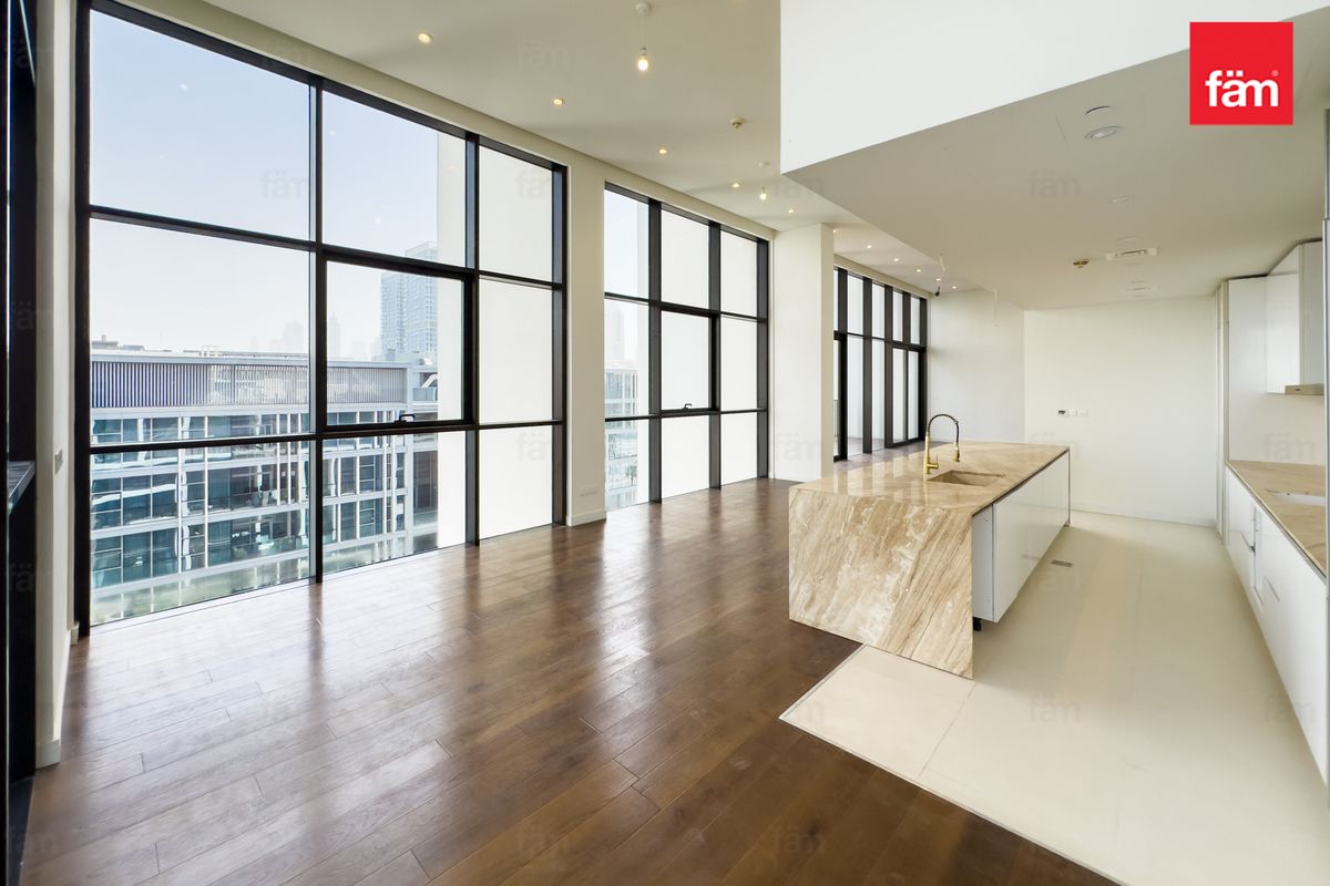 4BR Penthouse | Spacious Terrace | Top Floor Gem