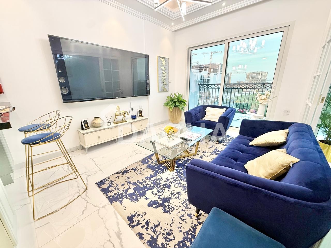 LUXURY 3BHK/ LARGE BALCONY / FURNISH OPTION AVLB