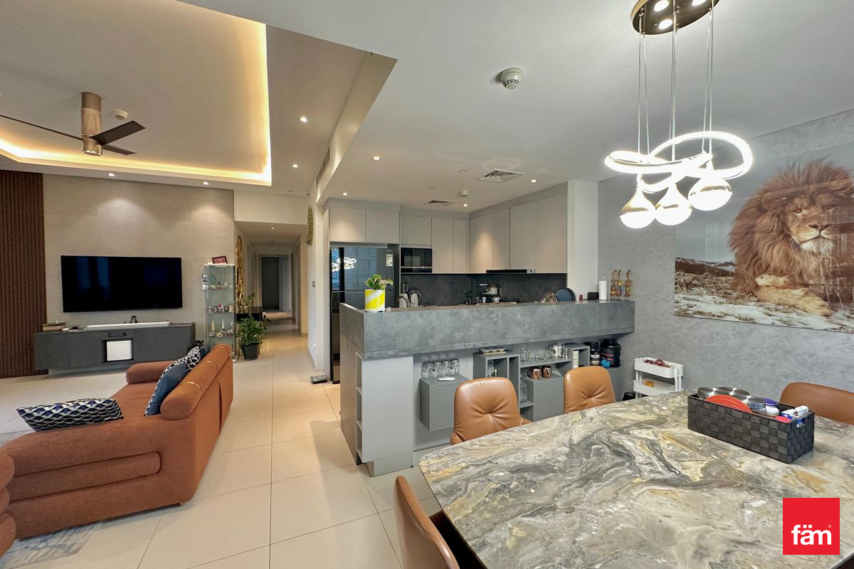 LOW FLOOR | MOST DEMANDED | VACANT