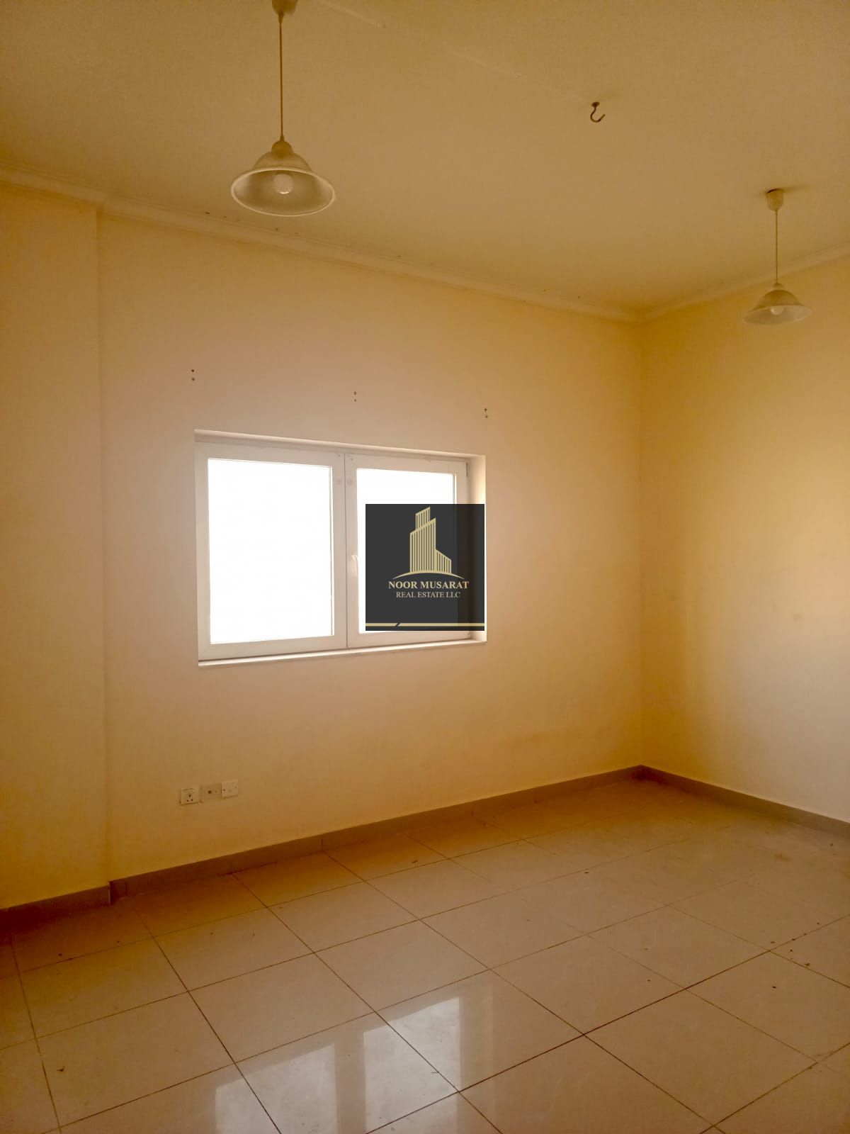 Free Maintaince 1 Month Free 1BHK 38k With Balcony Close To Al-Nahda Park SARJAH Call Zain