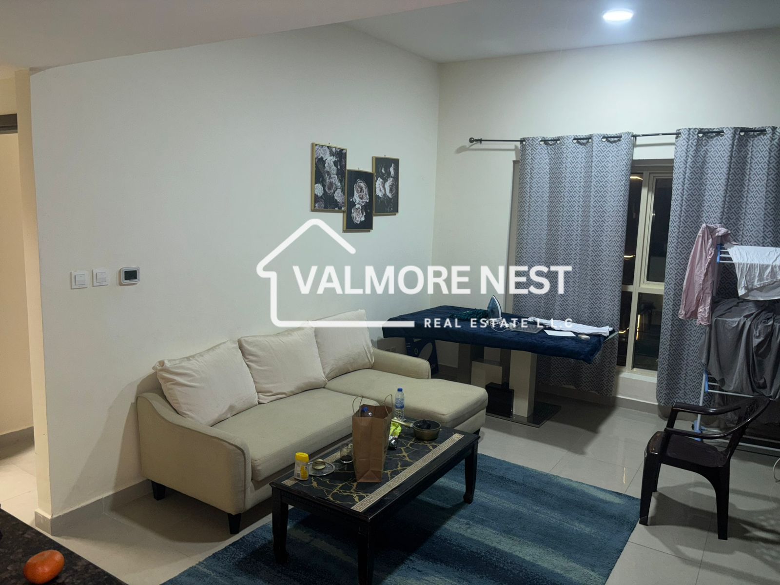 Spacious & Furnished unit I Prime location I High floor