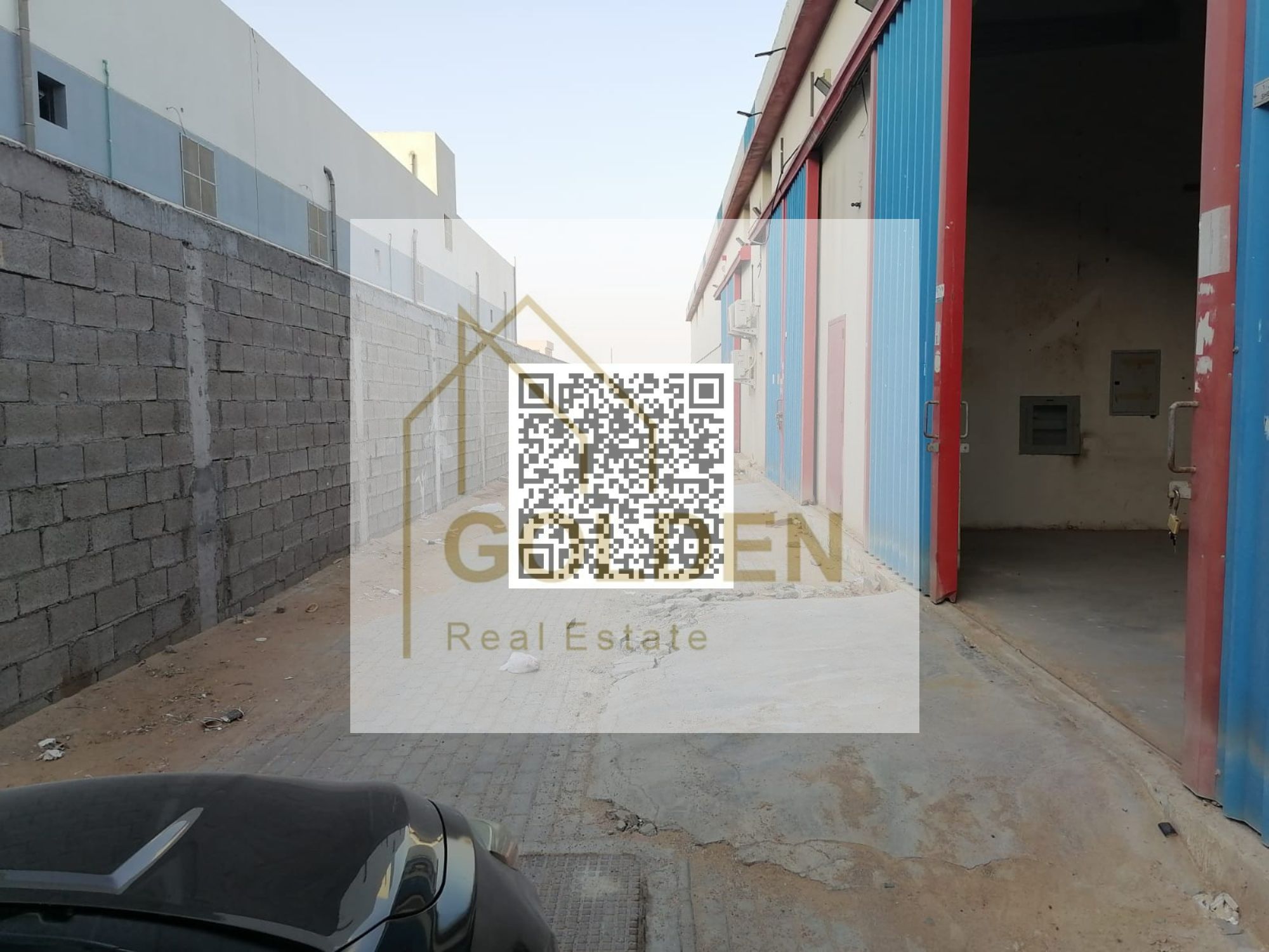 15 kW 3-phase electrical power, main-road frontage, and a 2,100 sq ft usable layout define a prime warehouse opportunity directly on the main street.