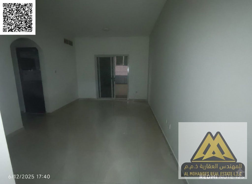 High-quality finishing | Central air conditioning | Very clean building | Prime location | Balcony
