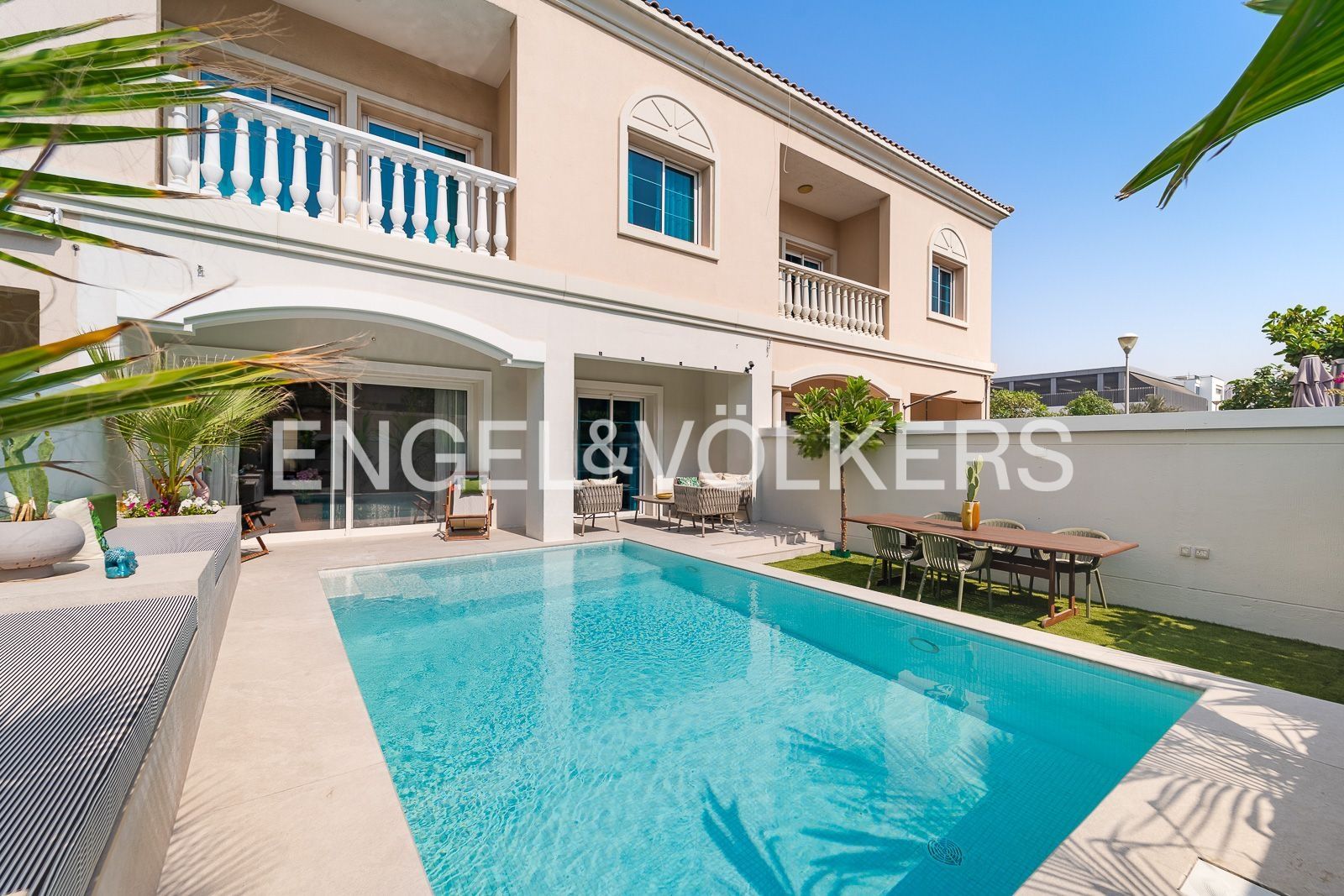 Fully Upgraded | Private Pool | Huge Layout