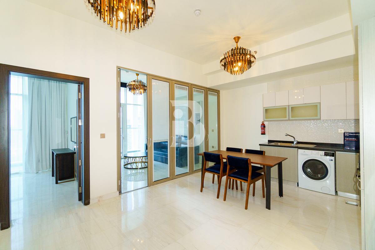 LOW FLOOR | FULL POOL VIEW | CONVERTIBLE INTO 2BR