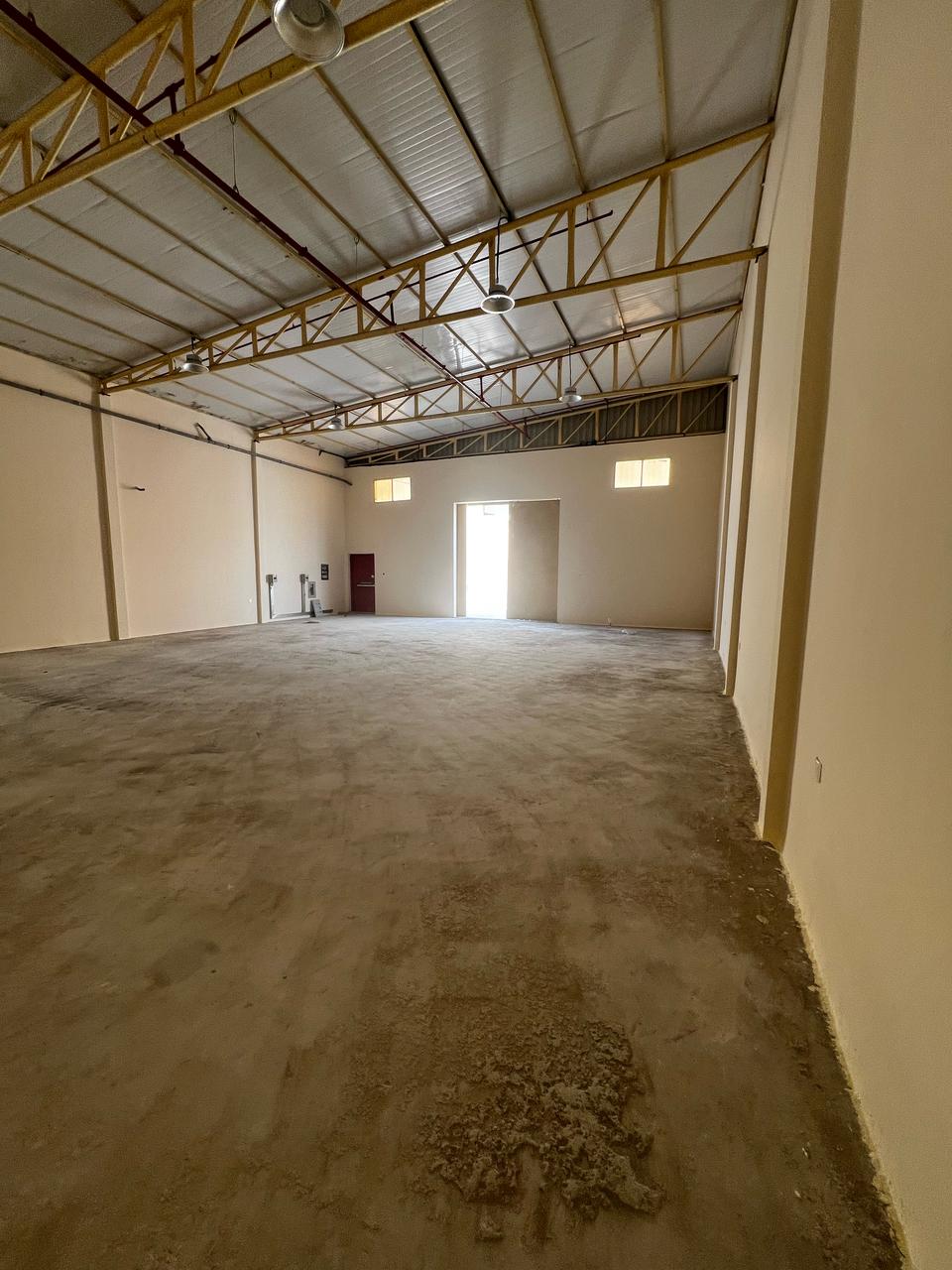 For only 90,000 you can rent a 2,500 sq ft warehouse in Umm Al Quwain, suitable for storage and manufacturing.