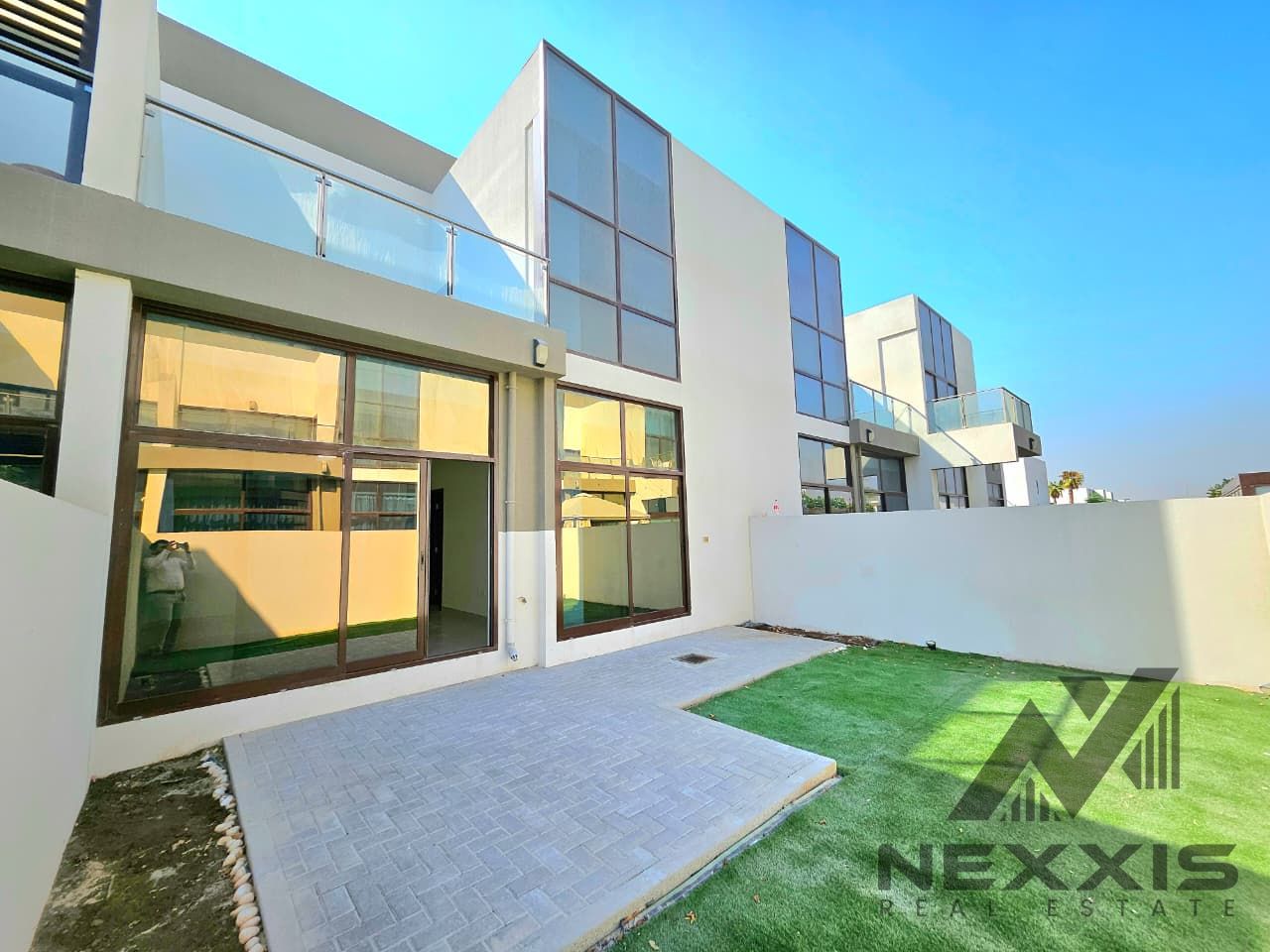Ready to Move - Well Maintained - Close to Park