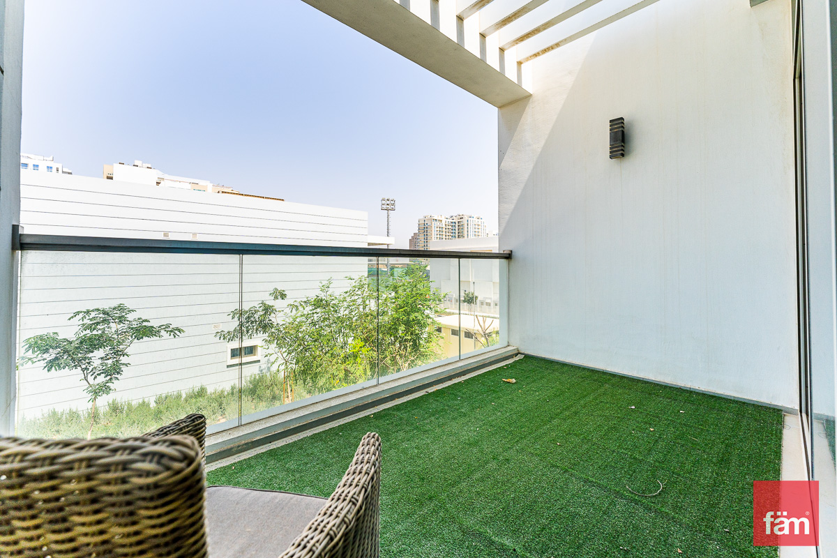 Spacious Plot Investment Worthy Modern Style