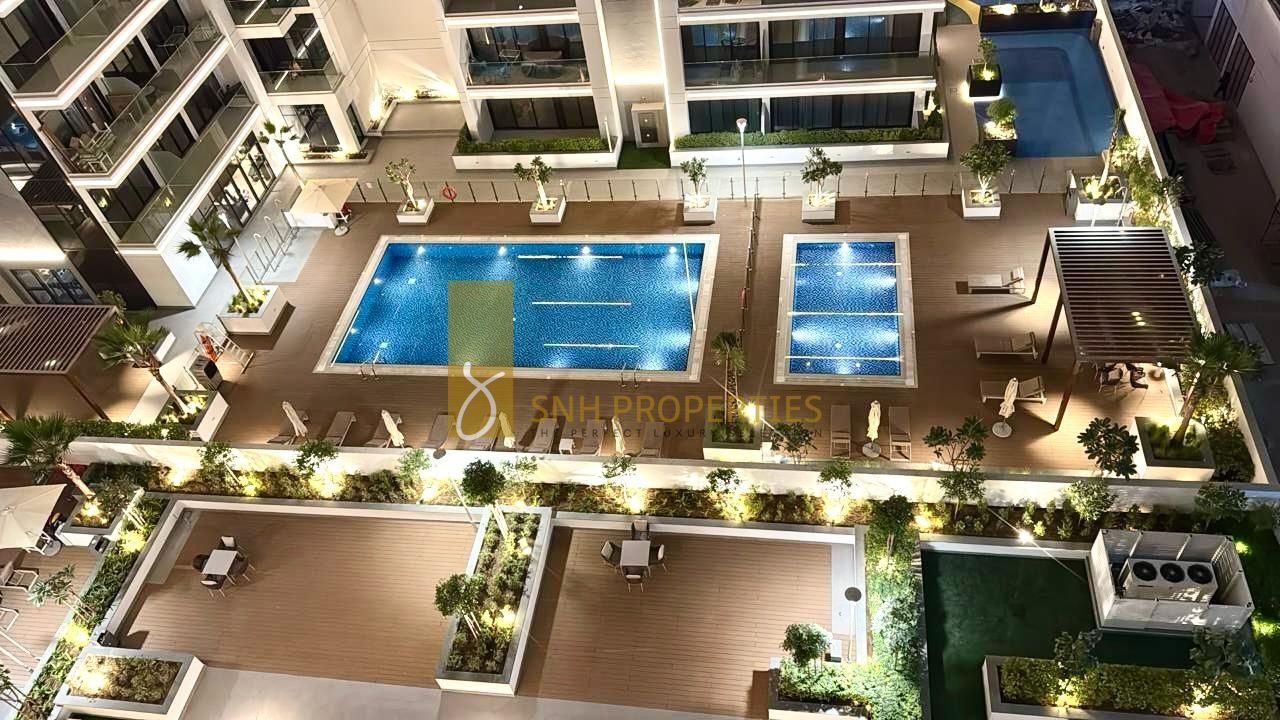 FULLY FURNISHED | CHILLER FREE | READY TO MOVE IN