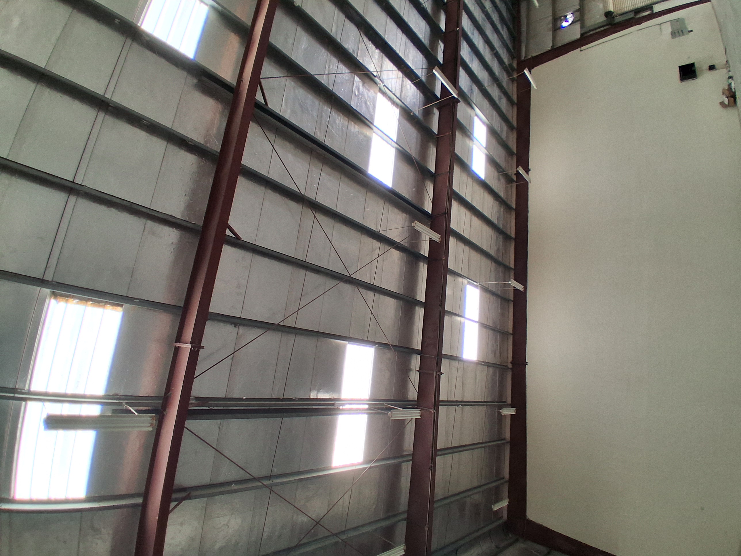 Warehouse | 5,810 Sq. Ft | 27.8 kW Power