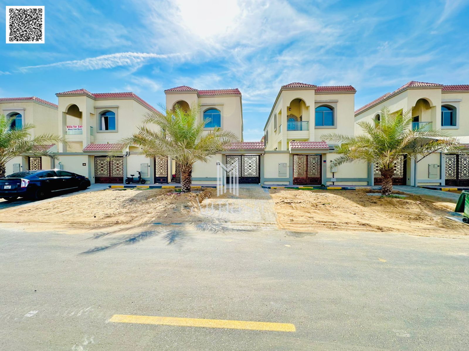 For sale: A villa equipped with water, electricity, and air conditioning, in a prime and upscale location with luxurious finishes in Helio 1, Ajman