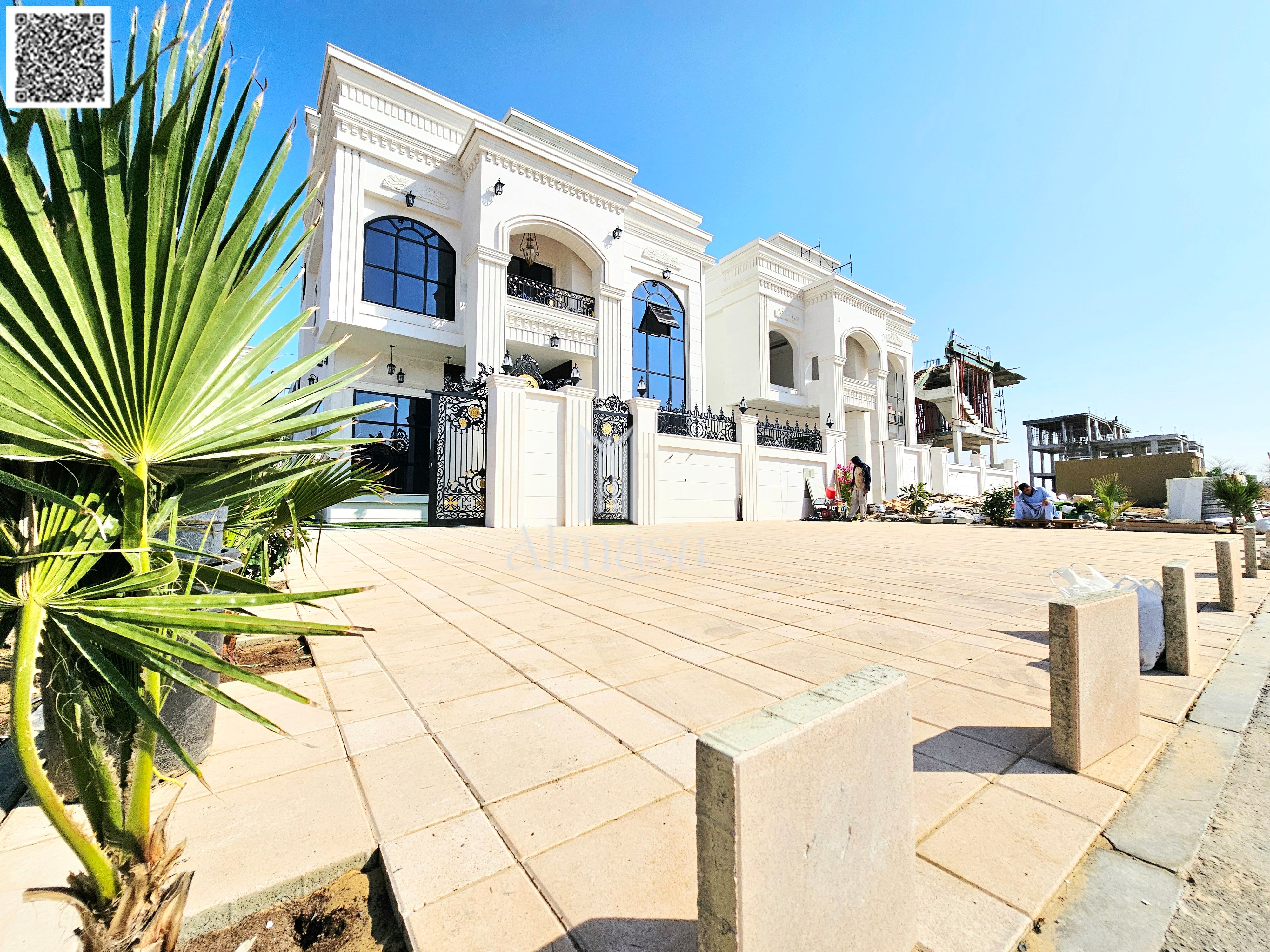 Classic villa, custom finishing, 6 rooms with a roof terrace