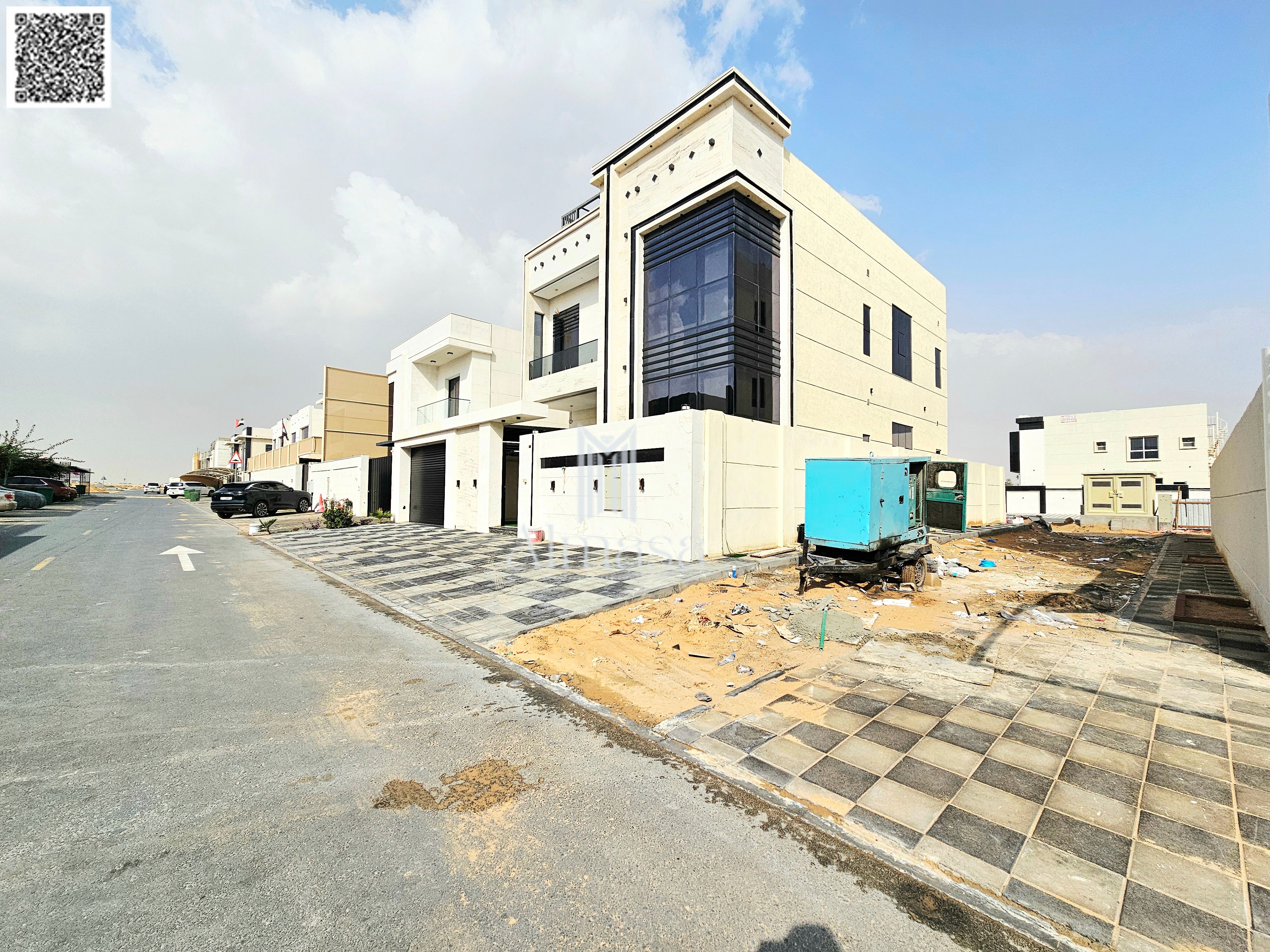 Modern villa with stone facade, personal finishing, including registration fees and central air conditioning (Own a masterpiece)