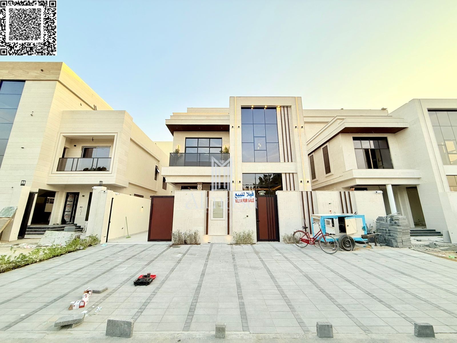 A fantastic opportunity to own a modern villa with a contemporary design in the heart of Al Helio area in Ajman, with a price that includes registrati