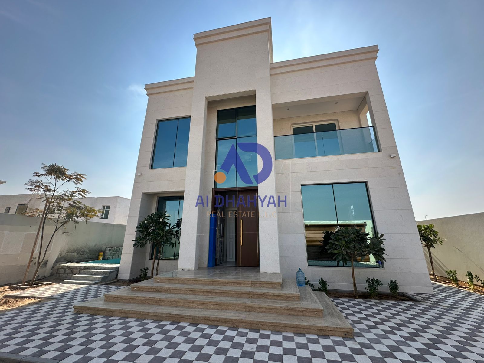 Elegant 5-Bedroom Villa for Sale in Al Hoshi