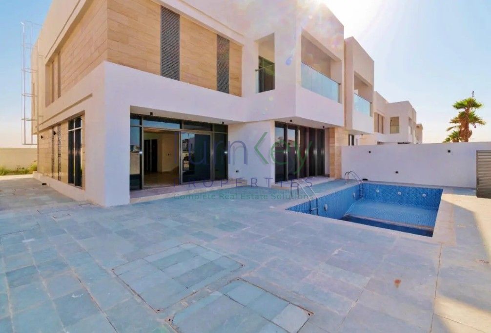Modern Spacious 5 Beds Plus Maid's With Pool
