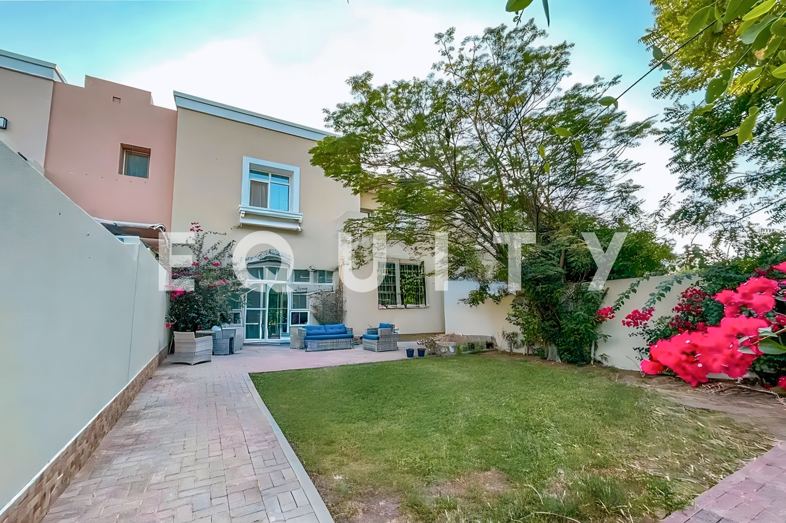 Lake Backing | Semi-Furnished | Vacant Soon
