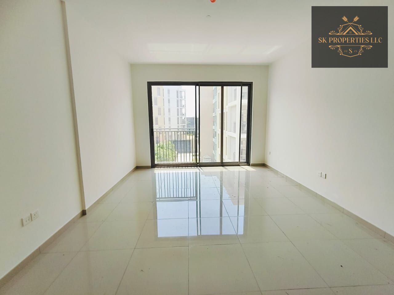 Spacious Studio with Balcony | Uptown Al Zahia | Direct Access to City Centre | AED 37,00