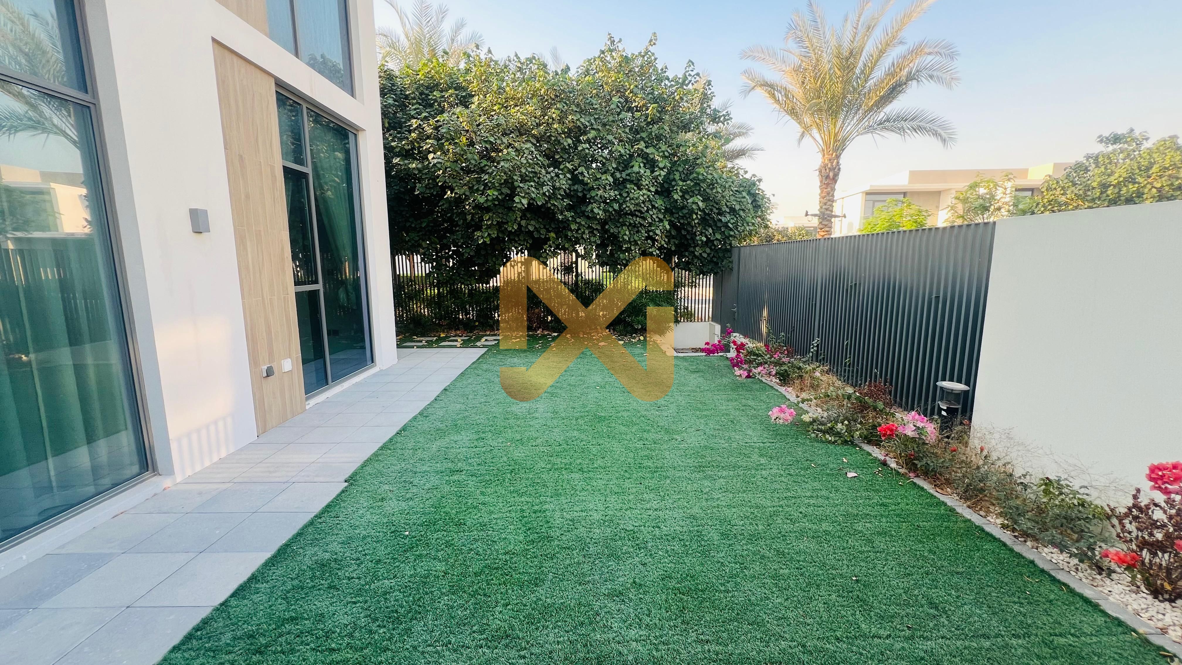 Ready to Move 4 Bed Townhouse in Springs- Arabian Ranches 3