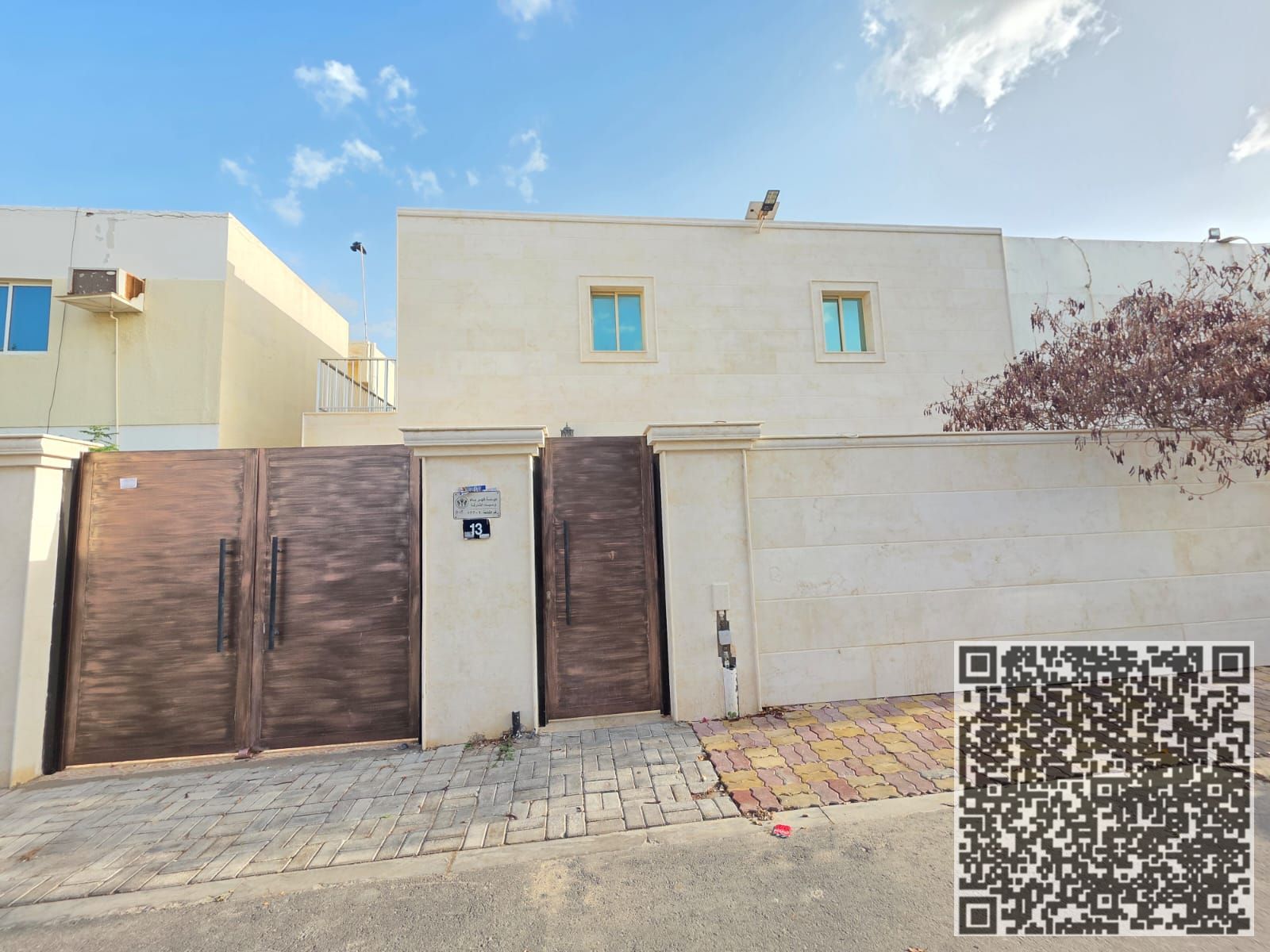 LUXURY BRAND NEW BEAUTIFUL 3 MASTER BEDROOMS VILLA AVAILABLE FOR RENT IN AL RIFAH SHARJAH. . . . . .