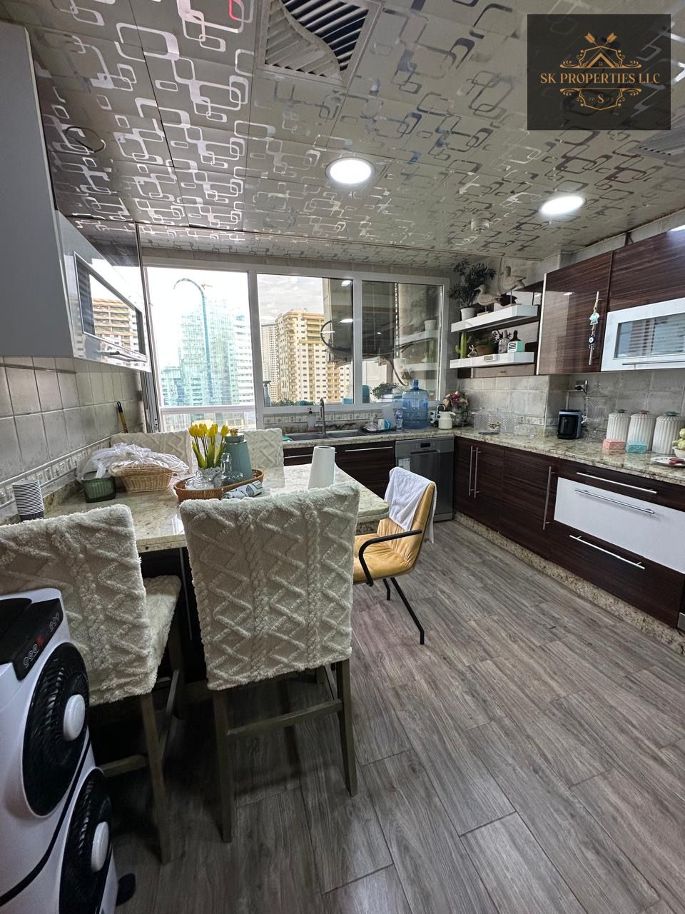 Modern design fully furnished luxurious 3 bedroom apartment prime location direct lake view big size terrace 2 parking lots
