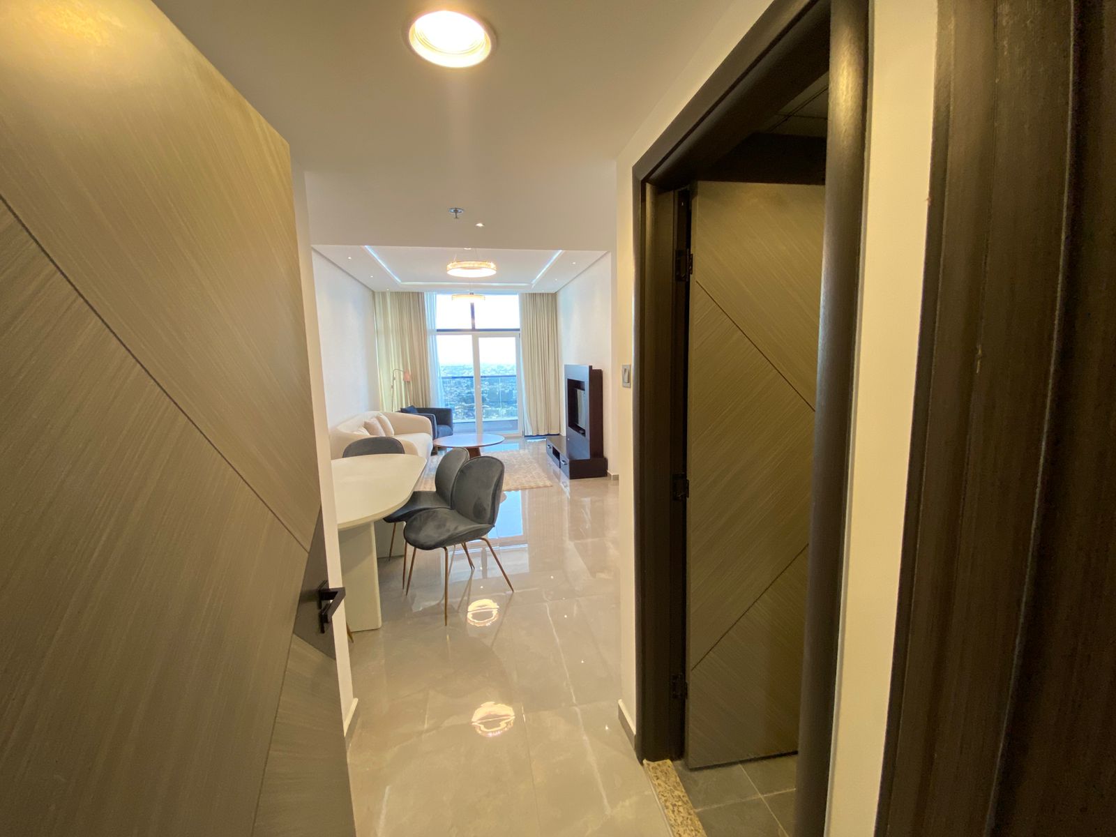 Two-bedroom apartment for rent – First occupancy Location: Al Nuaimiya 3 Prime location close to all essential services and amenities Apartment de