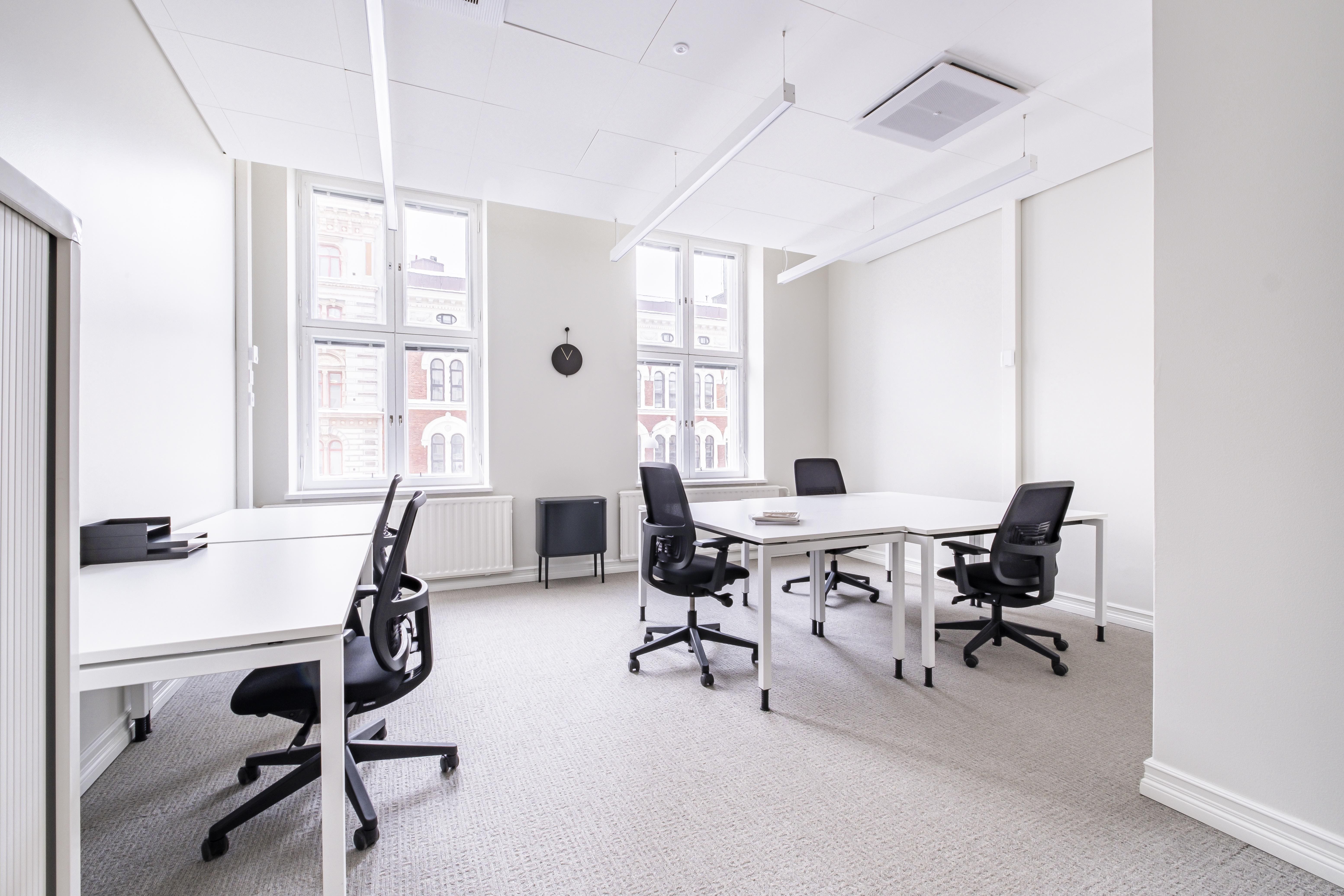 Rent a large office space for 50 persons in Abu Dhabi, Pixel Dubai