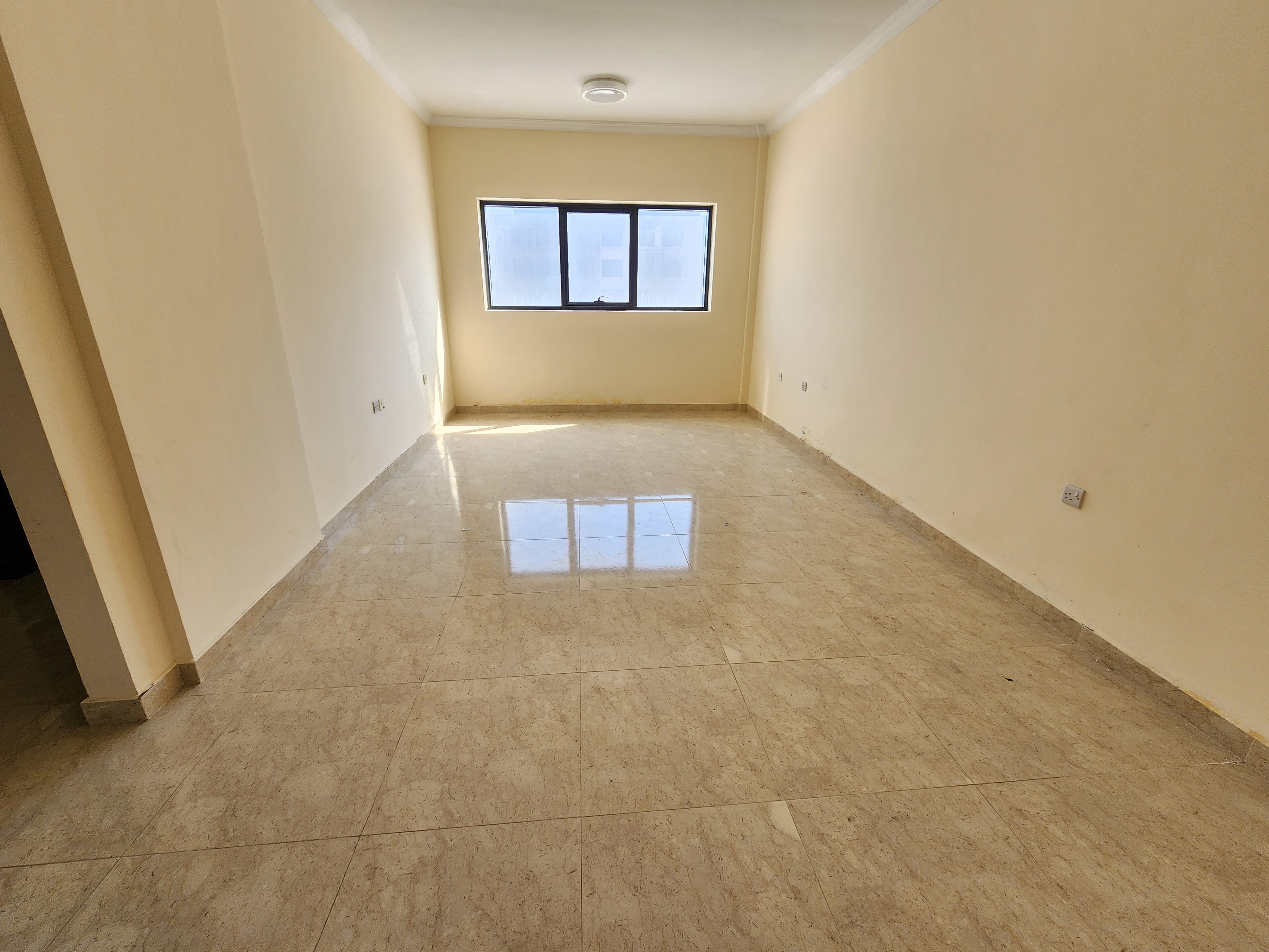 Spacious 1bhk with balcony and wardrobe