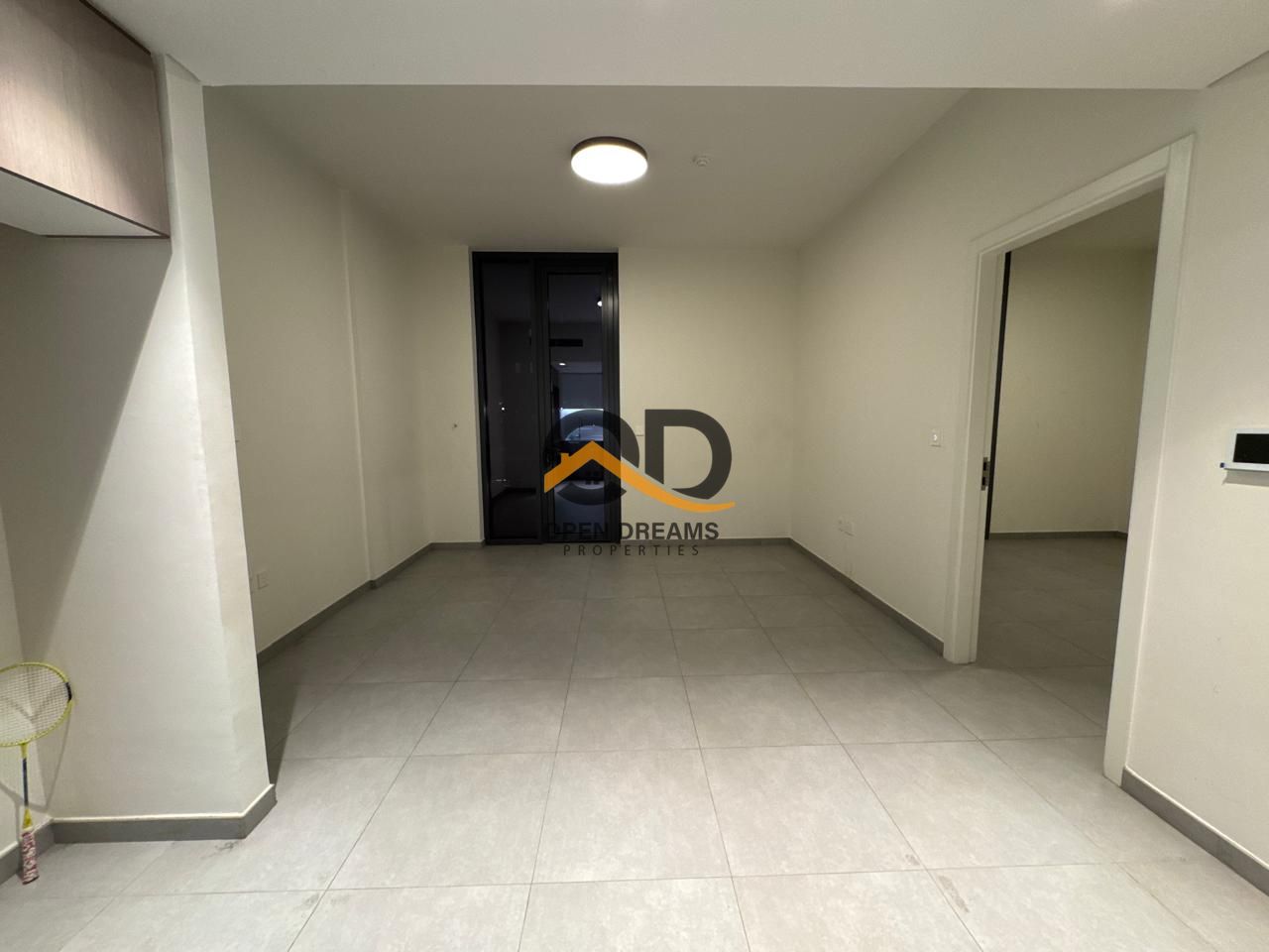 Luxurious 1 BHK with All Aminetes - Hot Deal