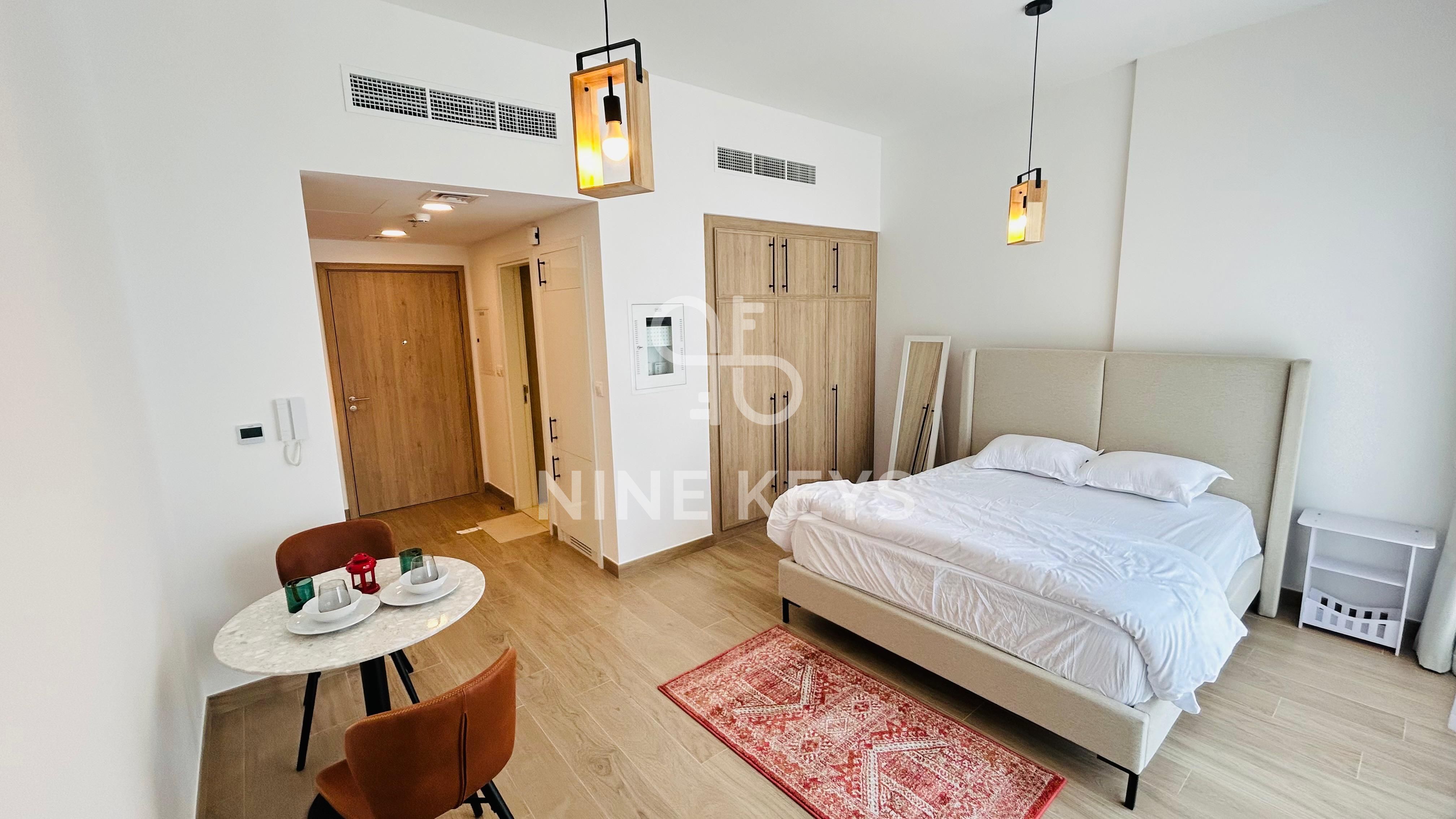 PAY MONTHLY 12 CHEQUES (6000 AED )| Direct Pool Access | Monthly Rent | Furnished | Resort-Style Living
