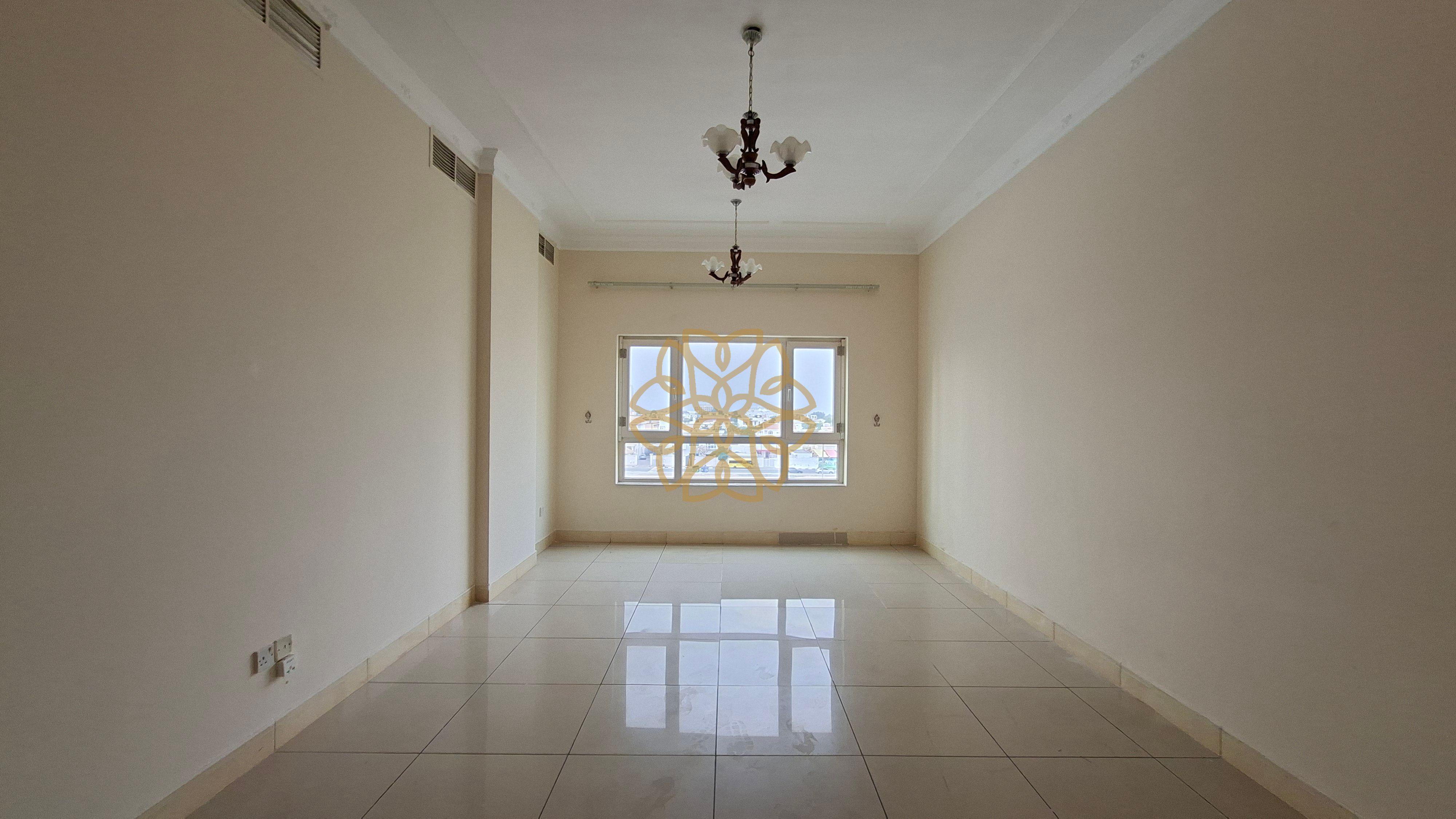 2BR/ Both Master Room Dining Space Close Hall And Family