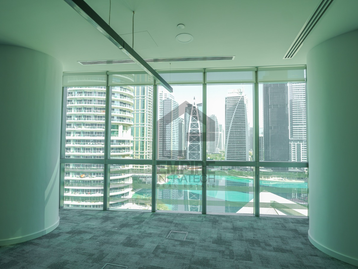 Vacant | Near Metro | Multiple Parking | Lake View