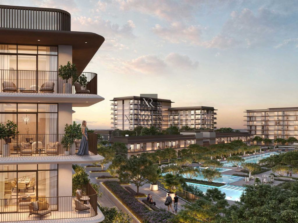 COMMUNITY EXPERT | CORNER UNIT | POOL VIEW | RESALE