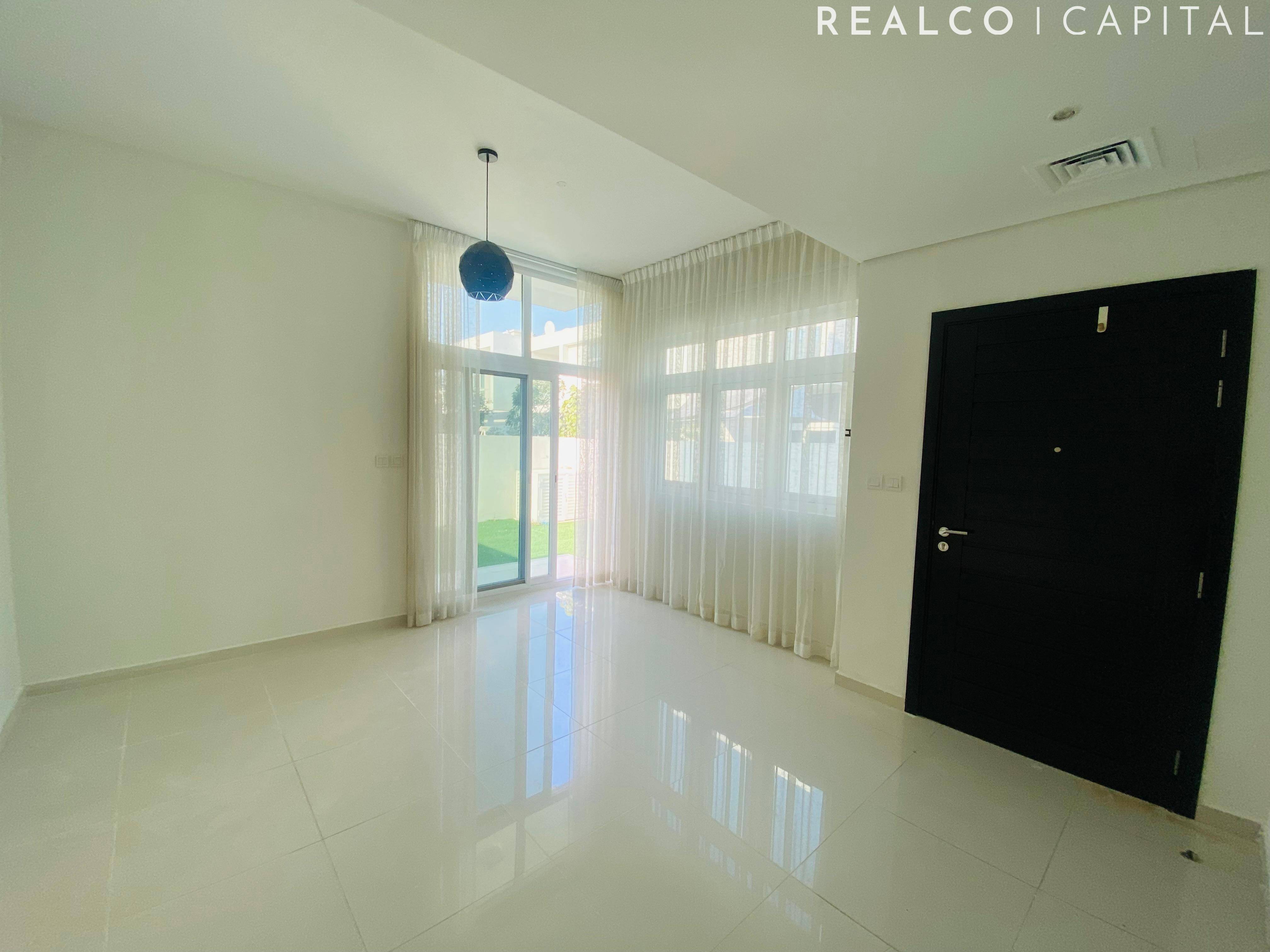 Ready To Move 3 Bedrooms L Shape Garden with Maid in Trixis Cluster
